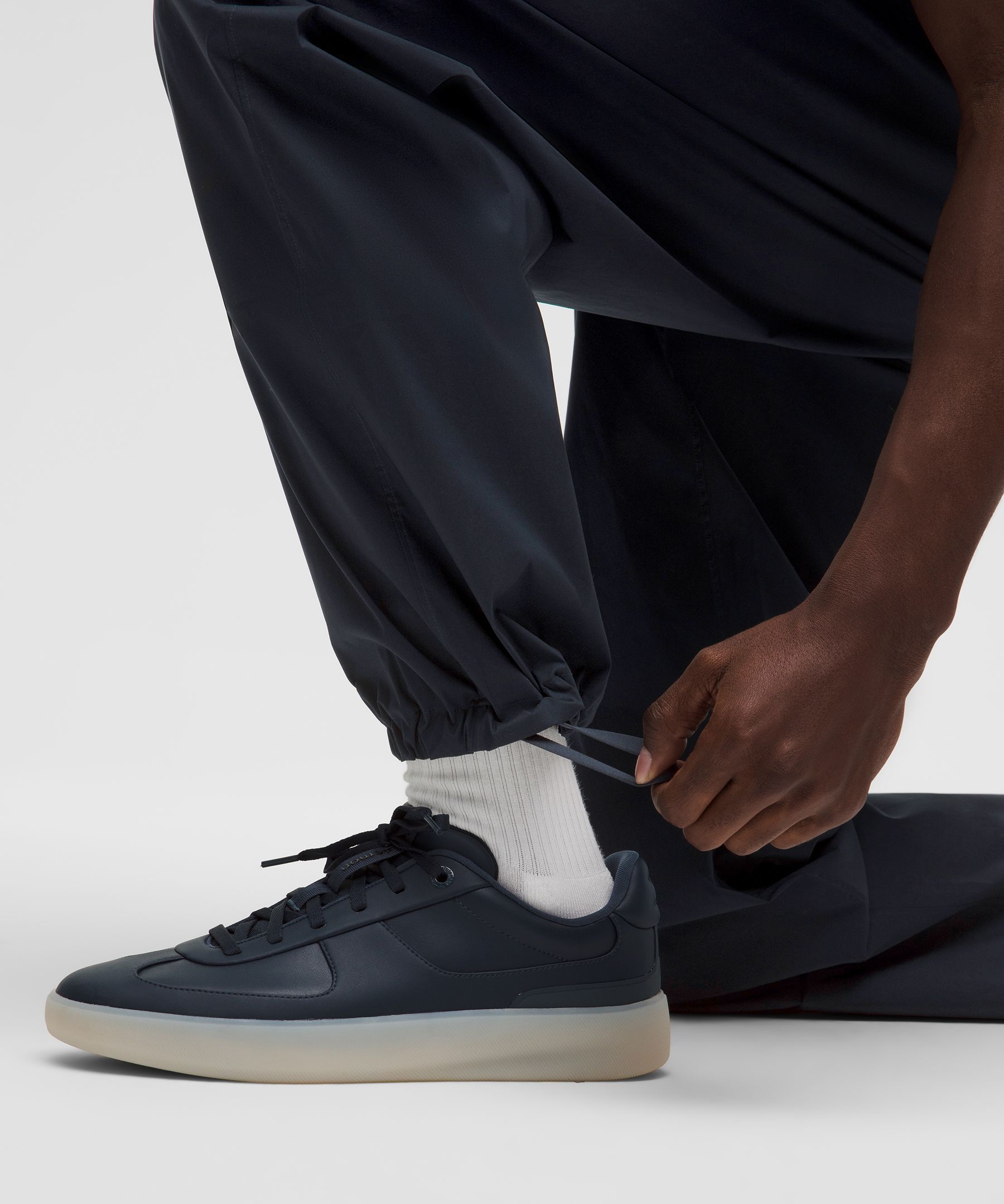 Zero Tucks Relaxed-Fit Pant *Regular