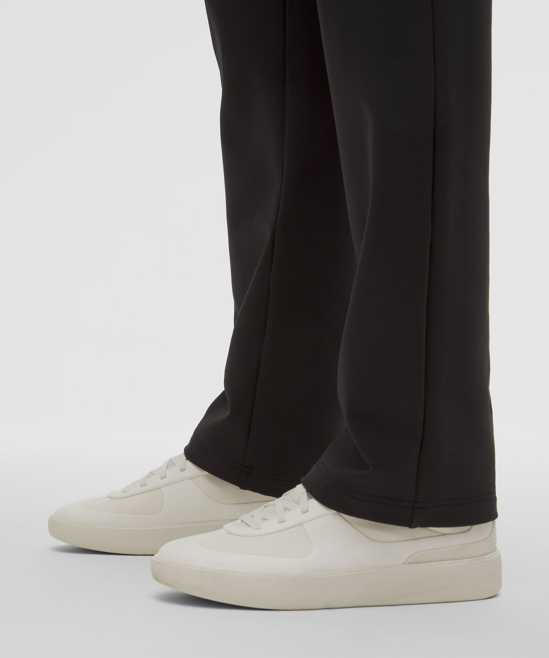 Men's Daydrift Classic-Fit Brushed Trouser *Regular