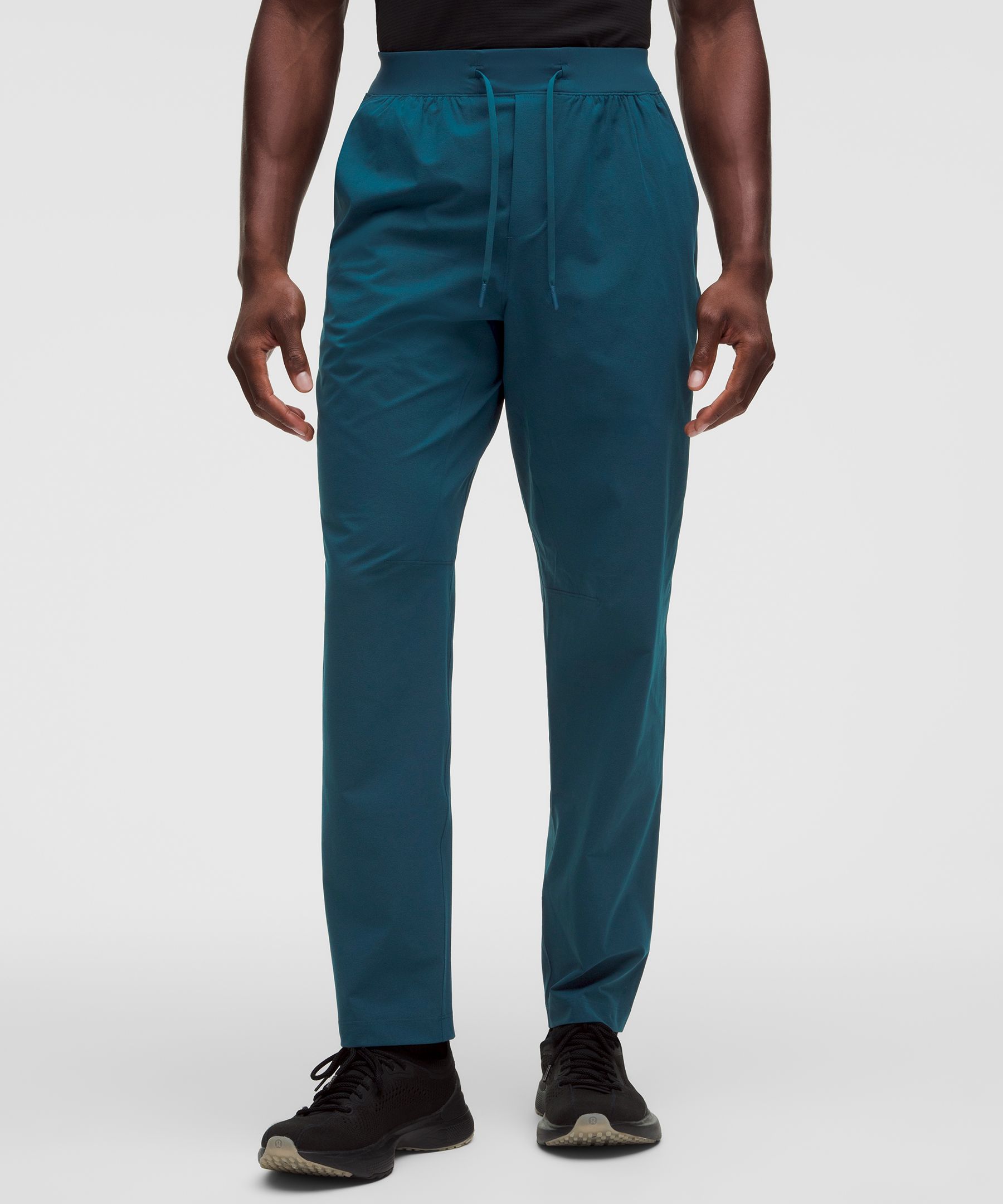Pantalon ajusté Zeroed In