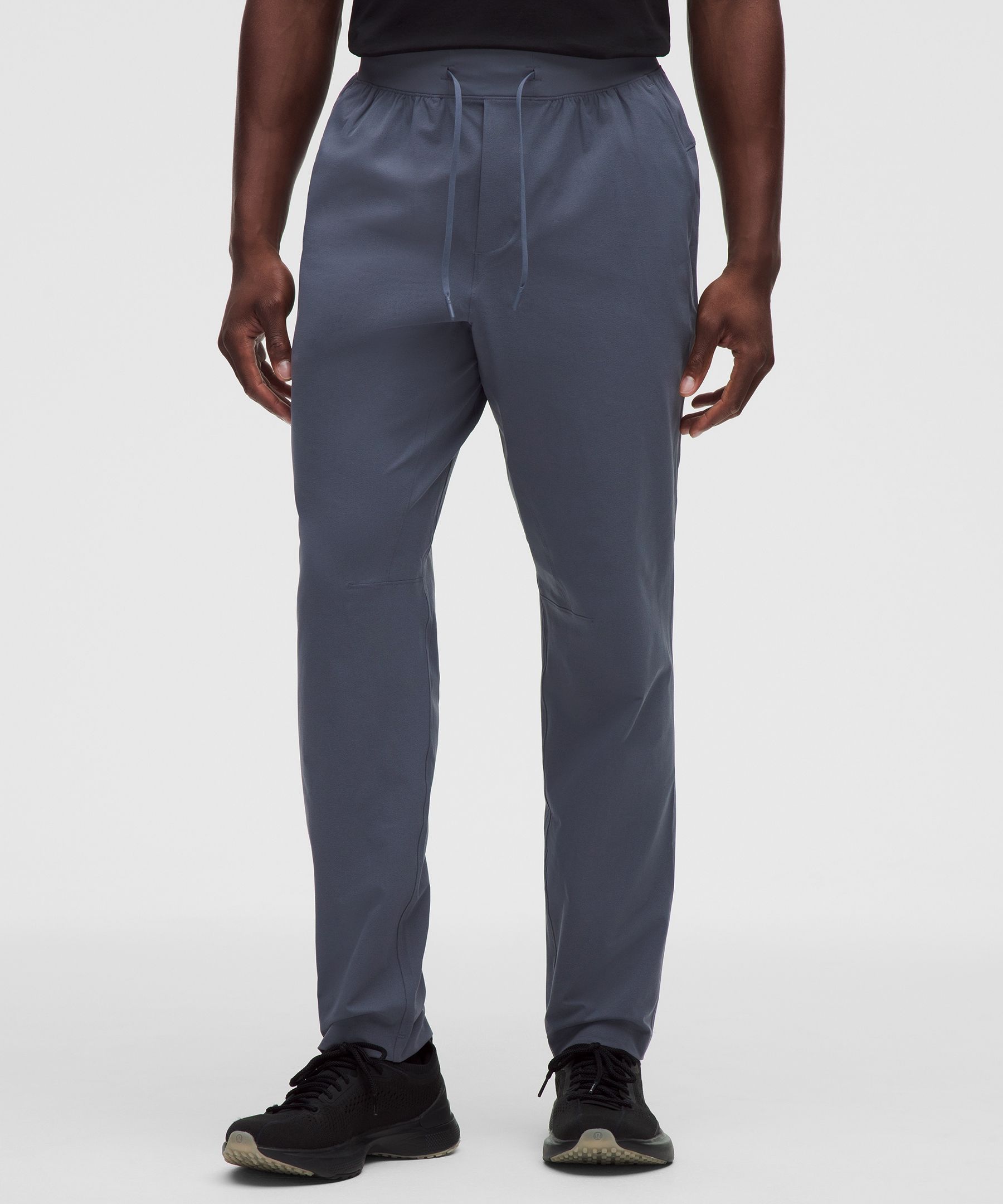 Pantalon ajusté Zeroed In