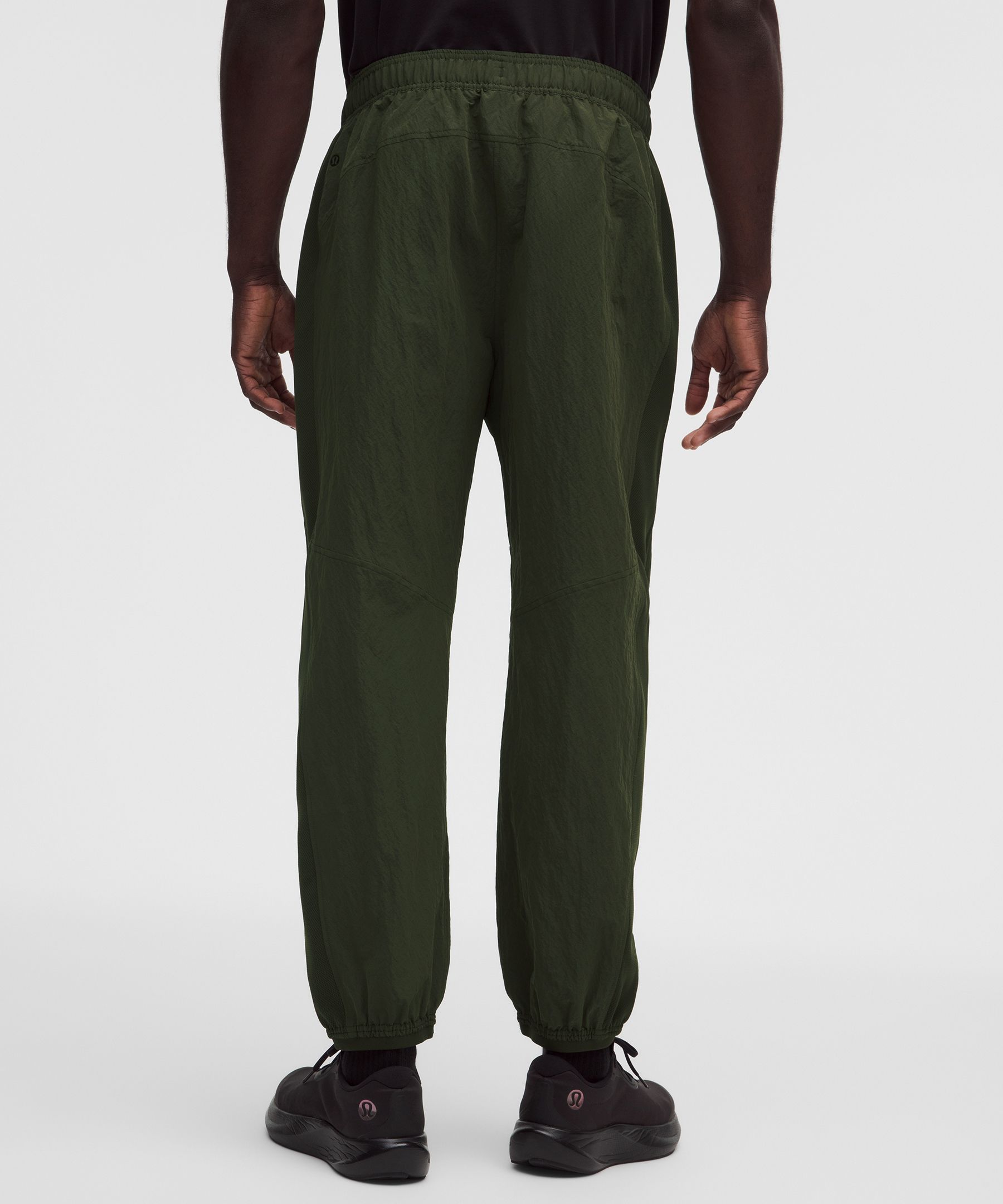 Pantal&oacute;n de ch&aacute;ndal con paneles de malla *Largo est&aacute;ndar