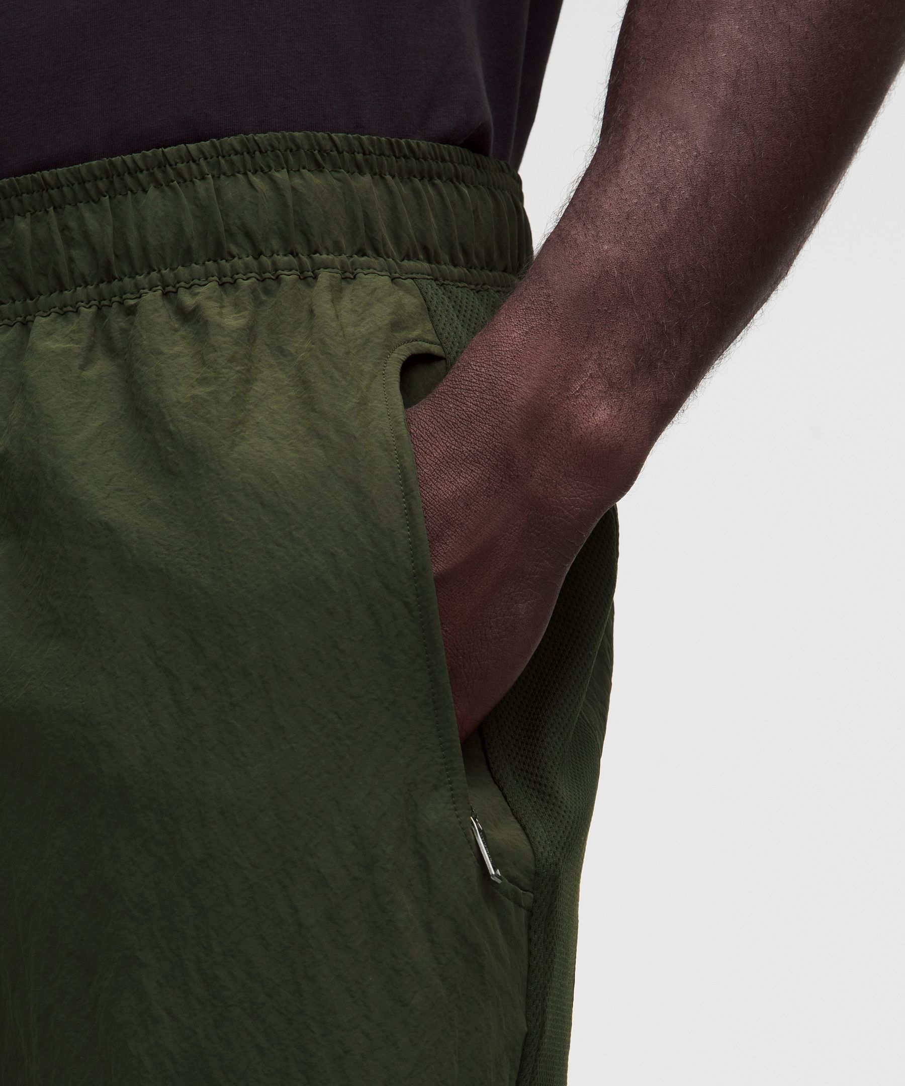 Pantal&oacute;n de ch&aacute;ndal con paneles de malla *Largo est&aacute;ndar