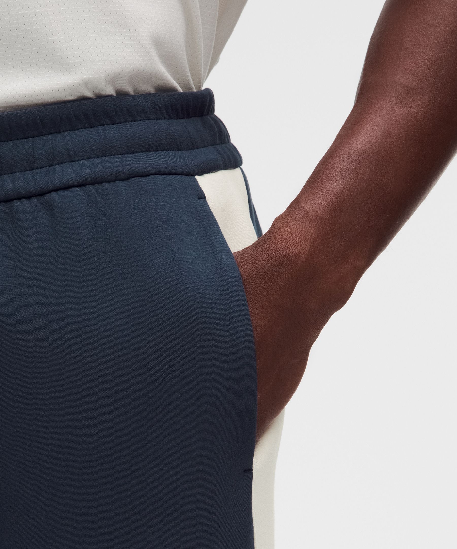 Smooth Spacer Colourblock Pant *Regular