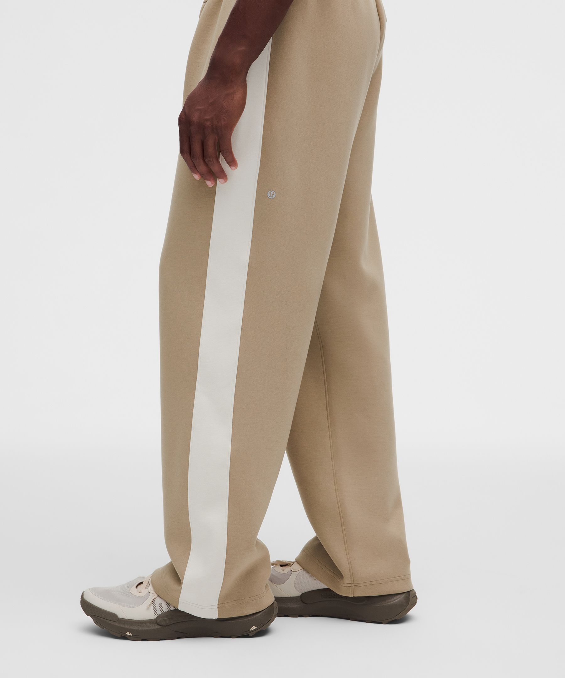 Smooth Spacer Colourblock Pant *Regular