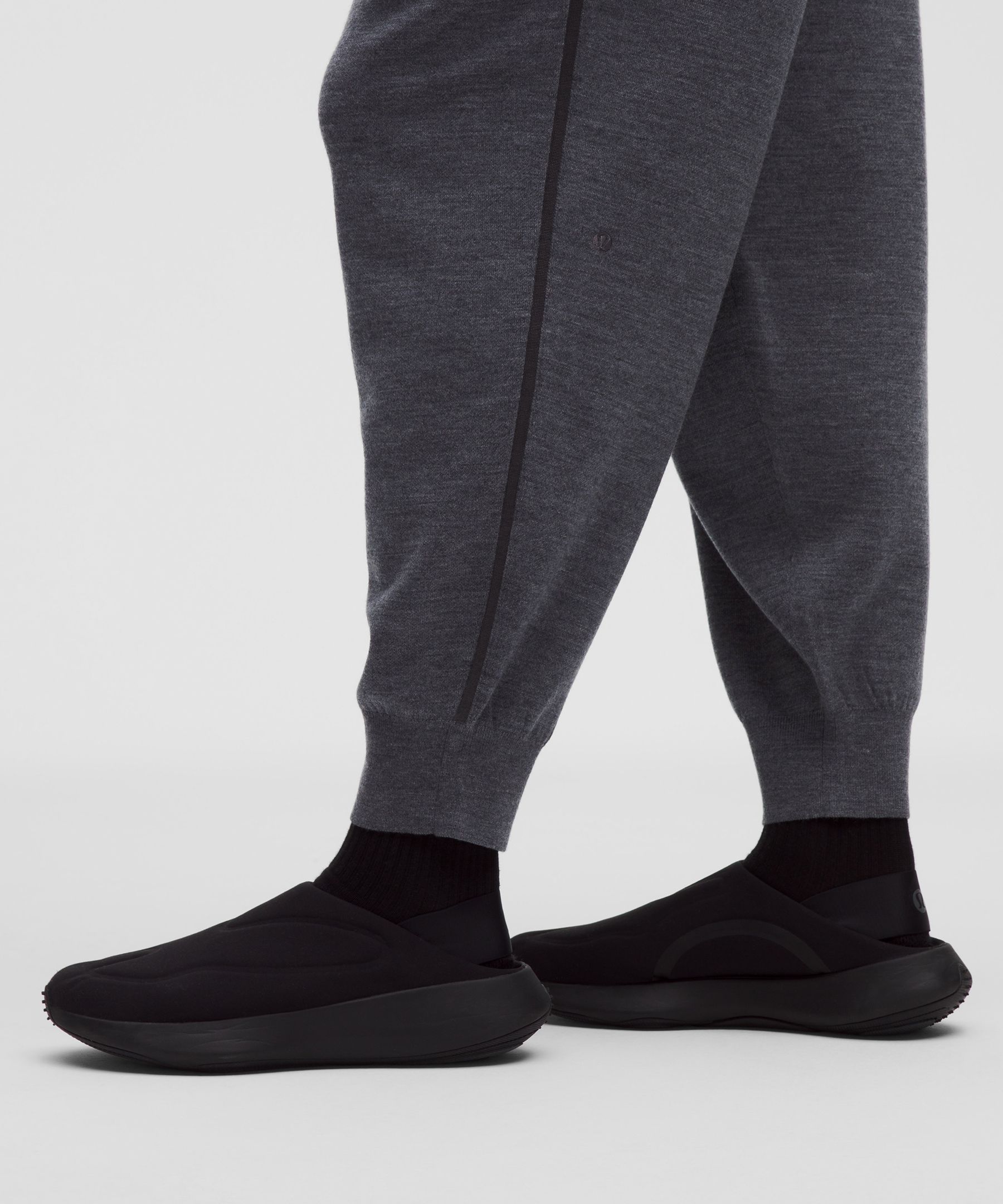 Pantal&oacute;n de ch&aacute;ndal de punto de lana merina *Largo est&aacute;ndar