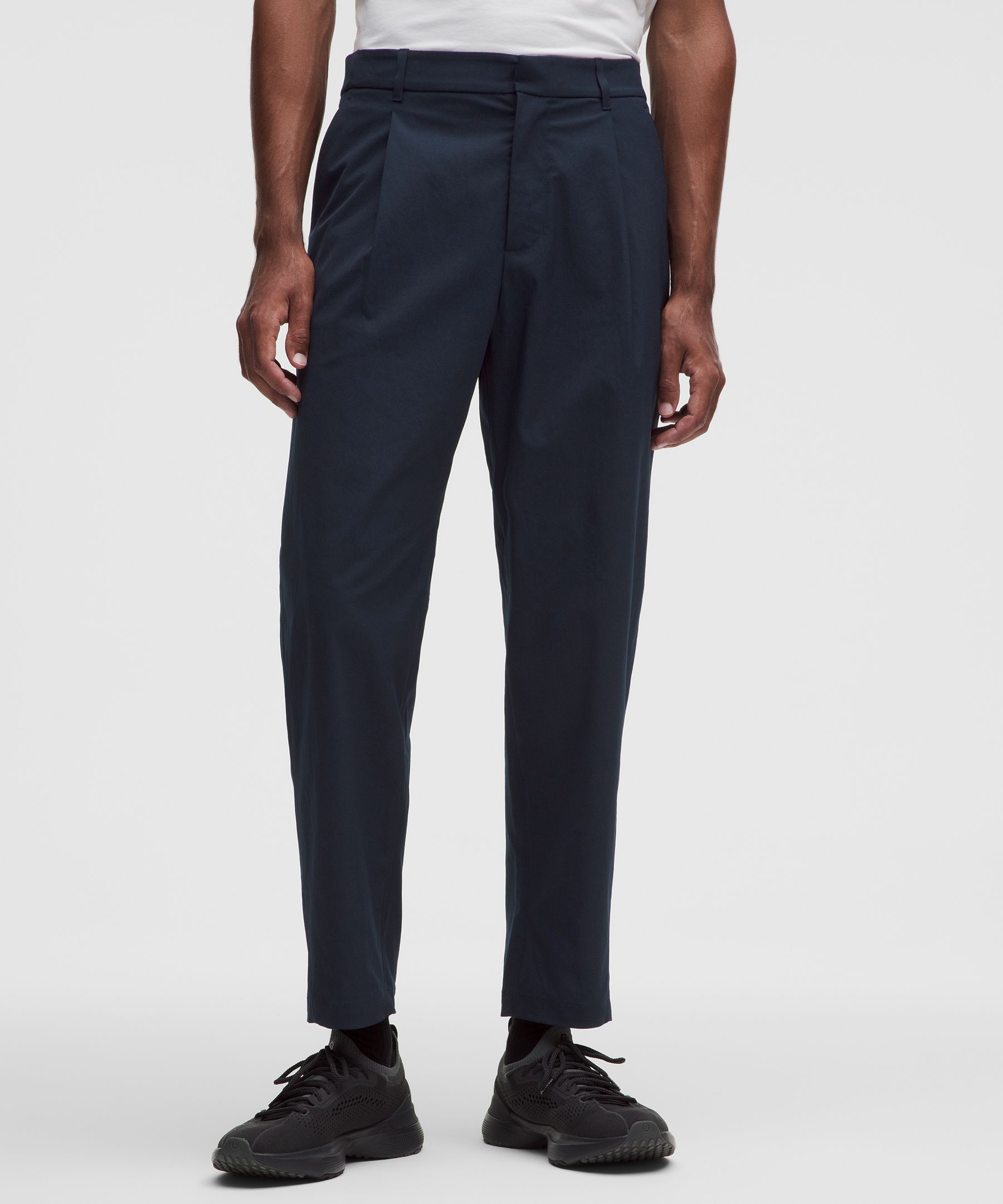The Norm Pleated Smooth Twill Trouser *Regular