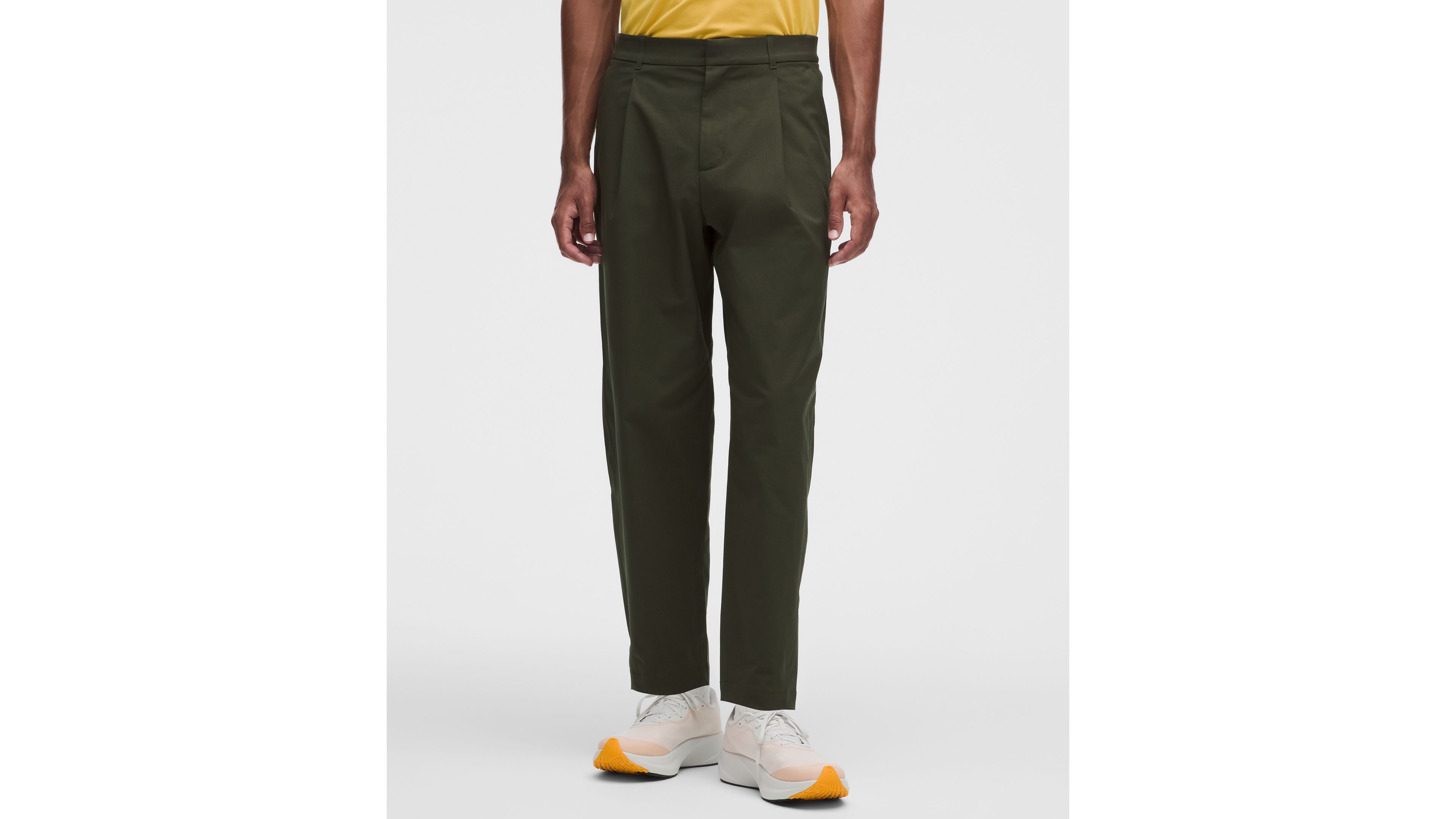 The Norm Pleated Smooth Twill Trouser *Regular