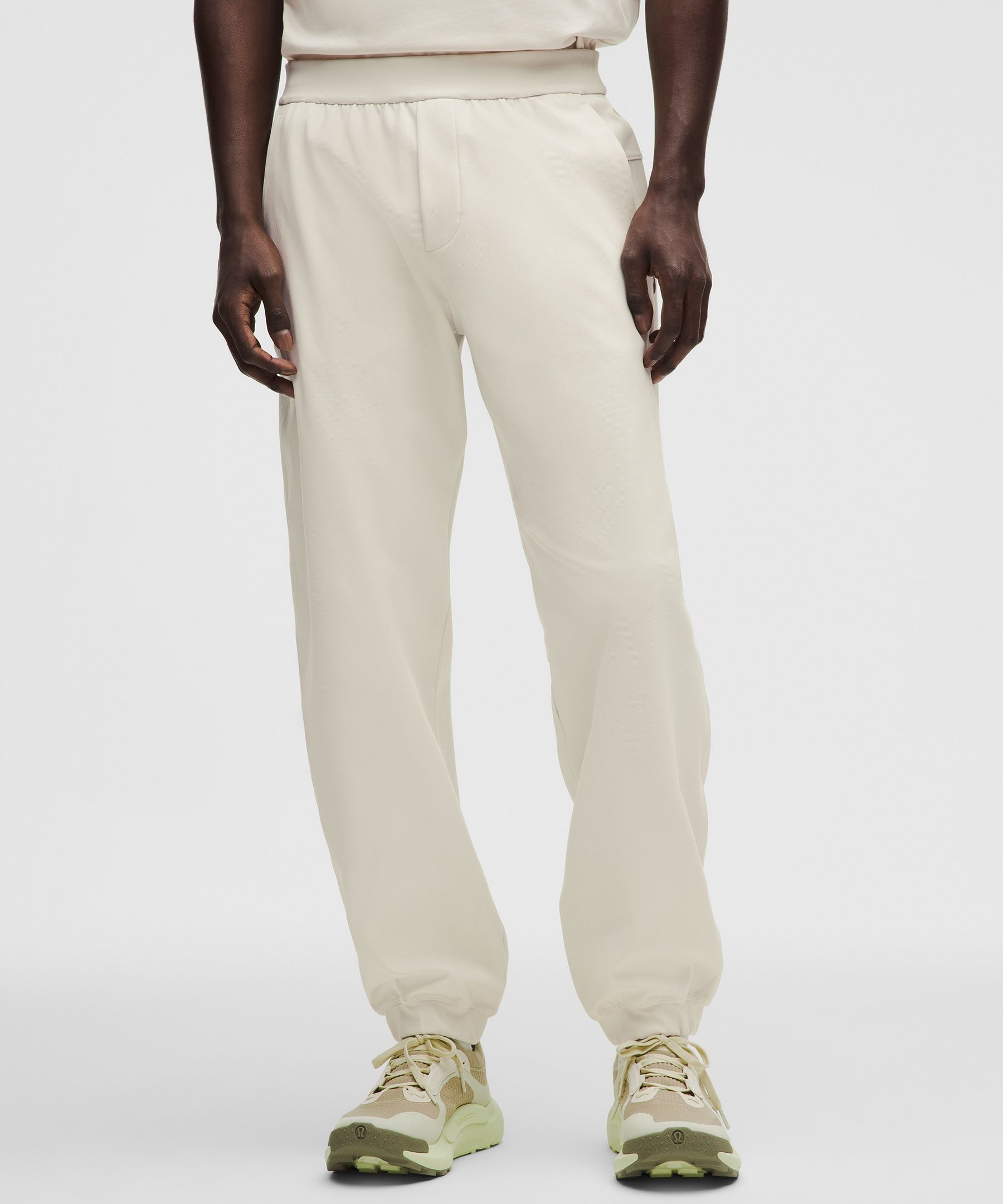 Sojourn Jogger *Shorter