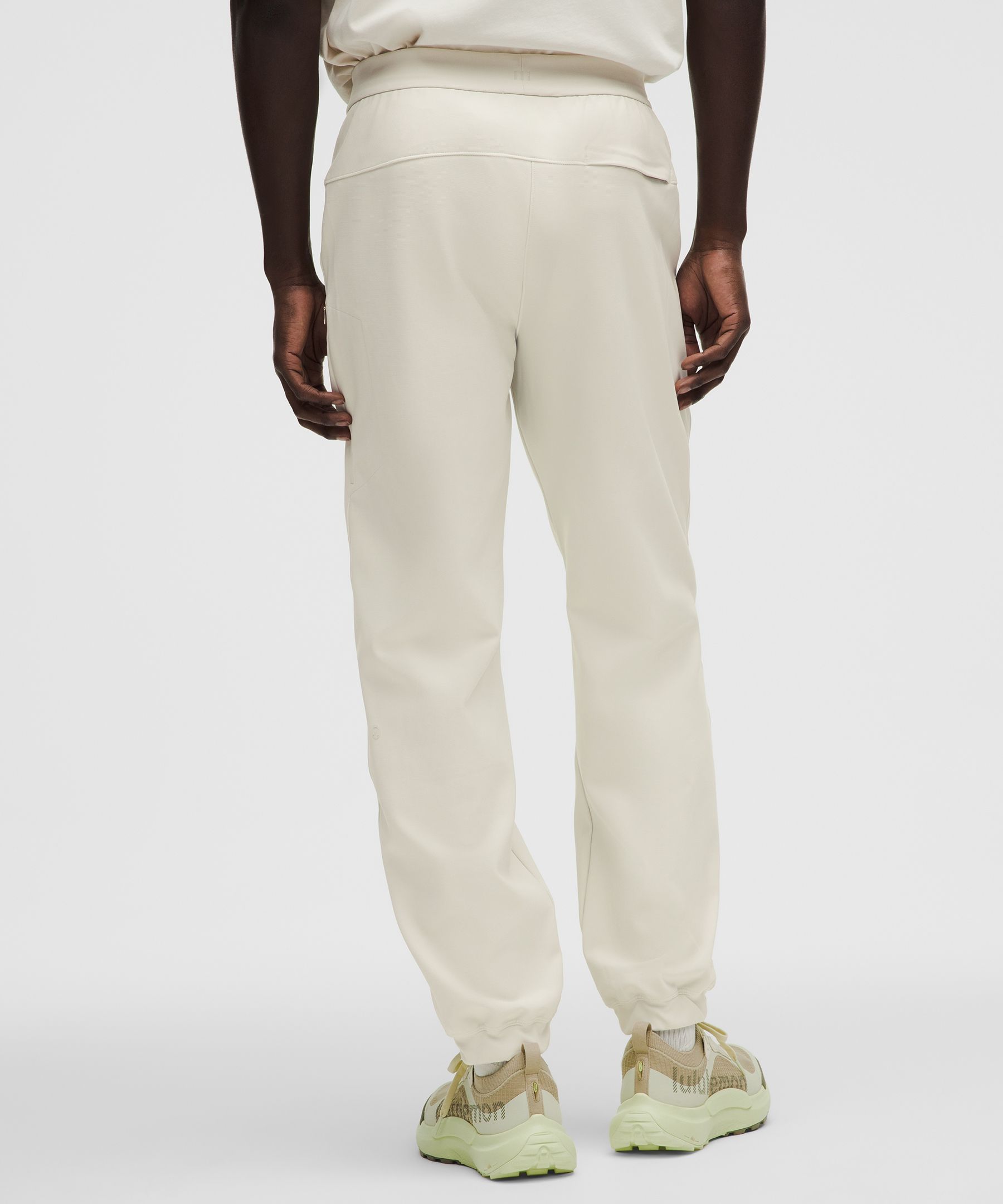 Sojourn Jogger *Shorter
