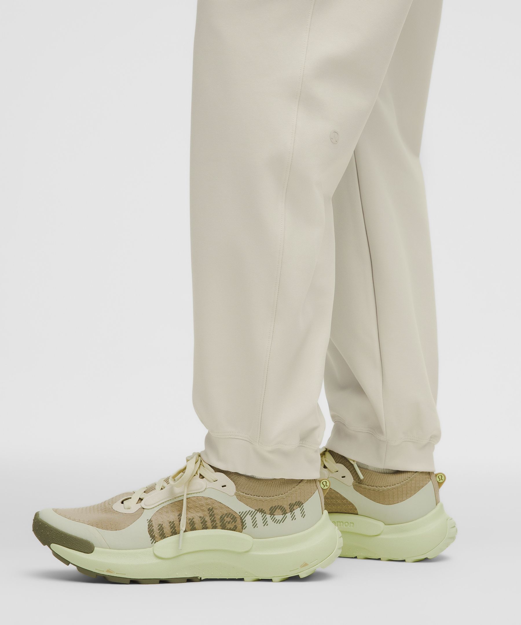 Sojourn Jogger *Shorter