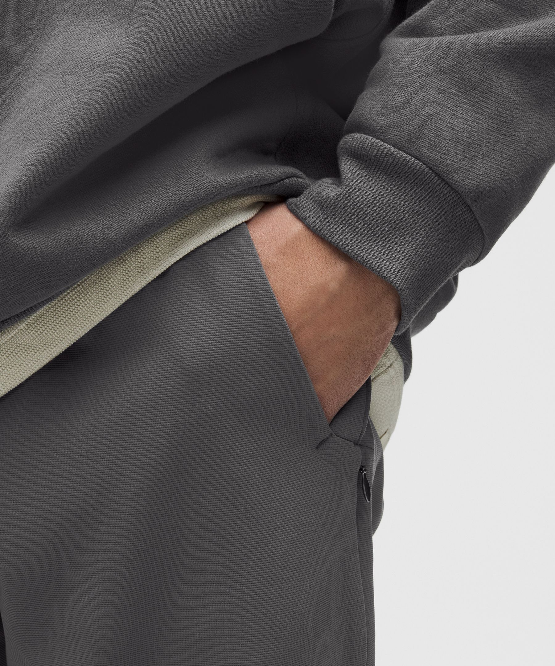 Sojourn Jogger *Tall