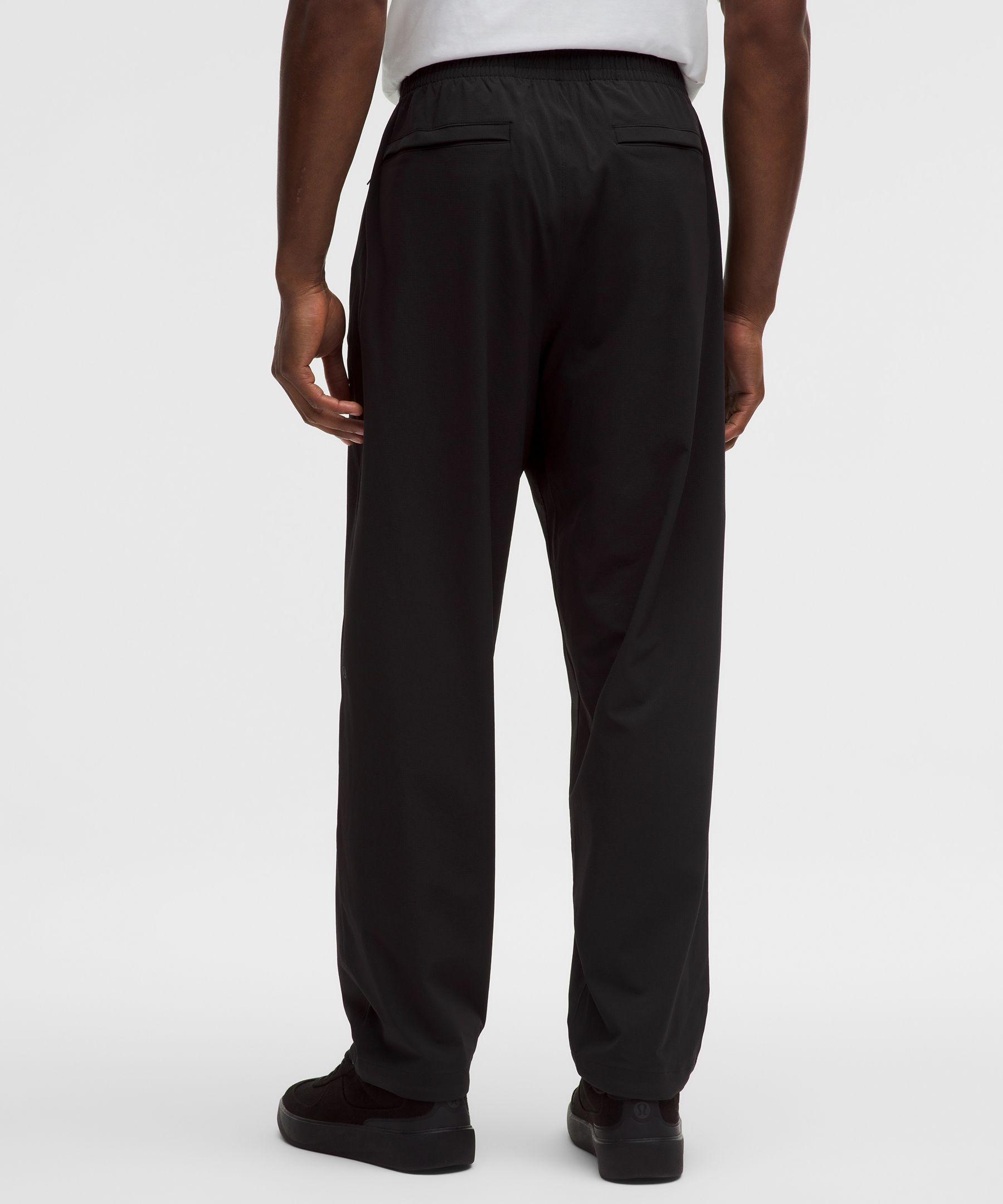 Zero Tucks Ripstop Relaxed-Fit Pant *Regular