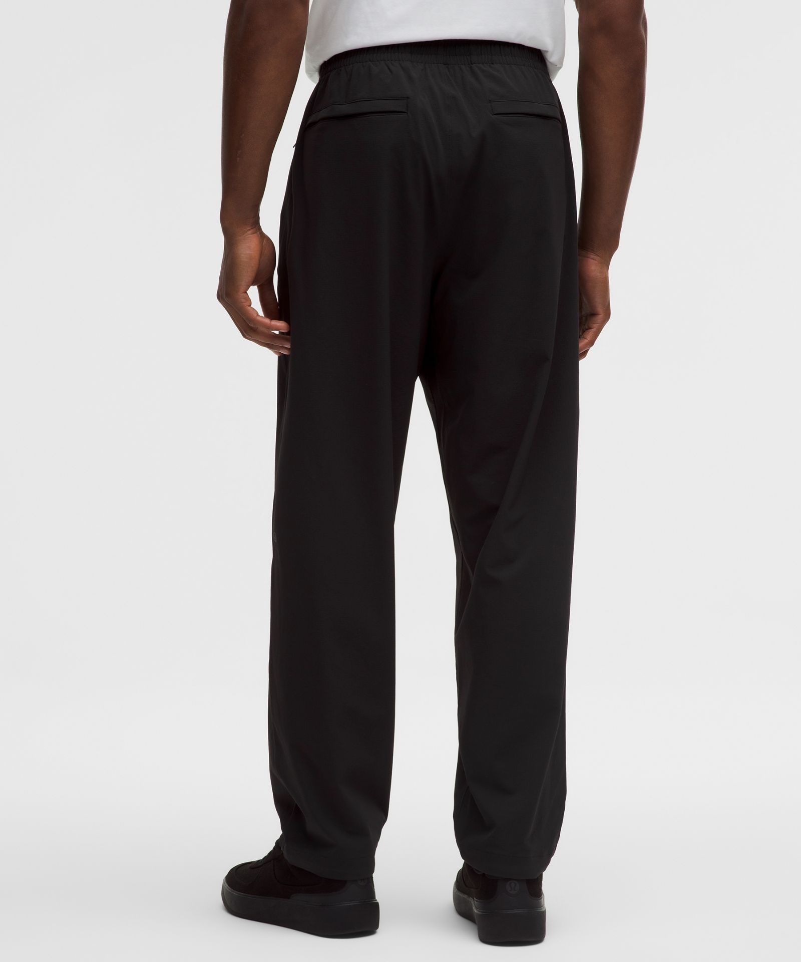 Мужские брюки Lululemon Zero Tucks Ripstop свободного кроя — фото 3