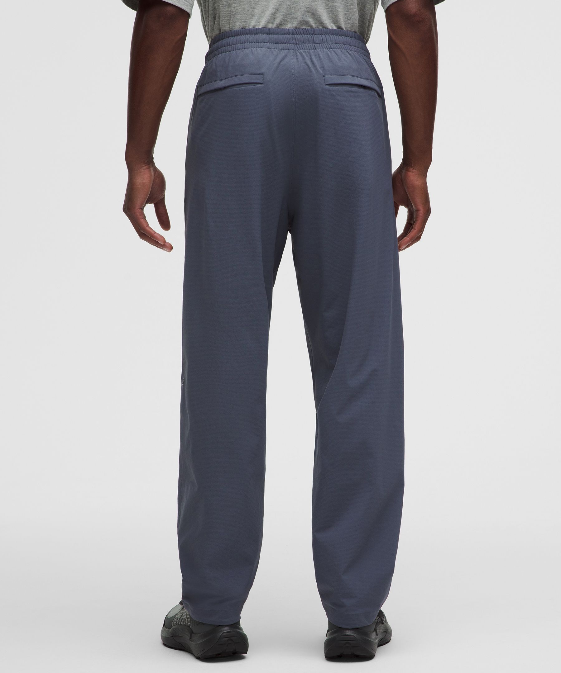 Zero Tucks Ripstop Relaxed-Fit Pant *Regular