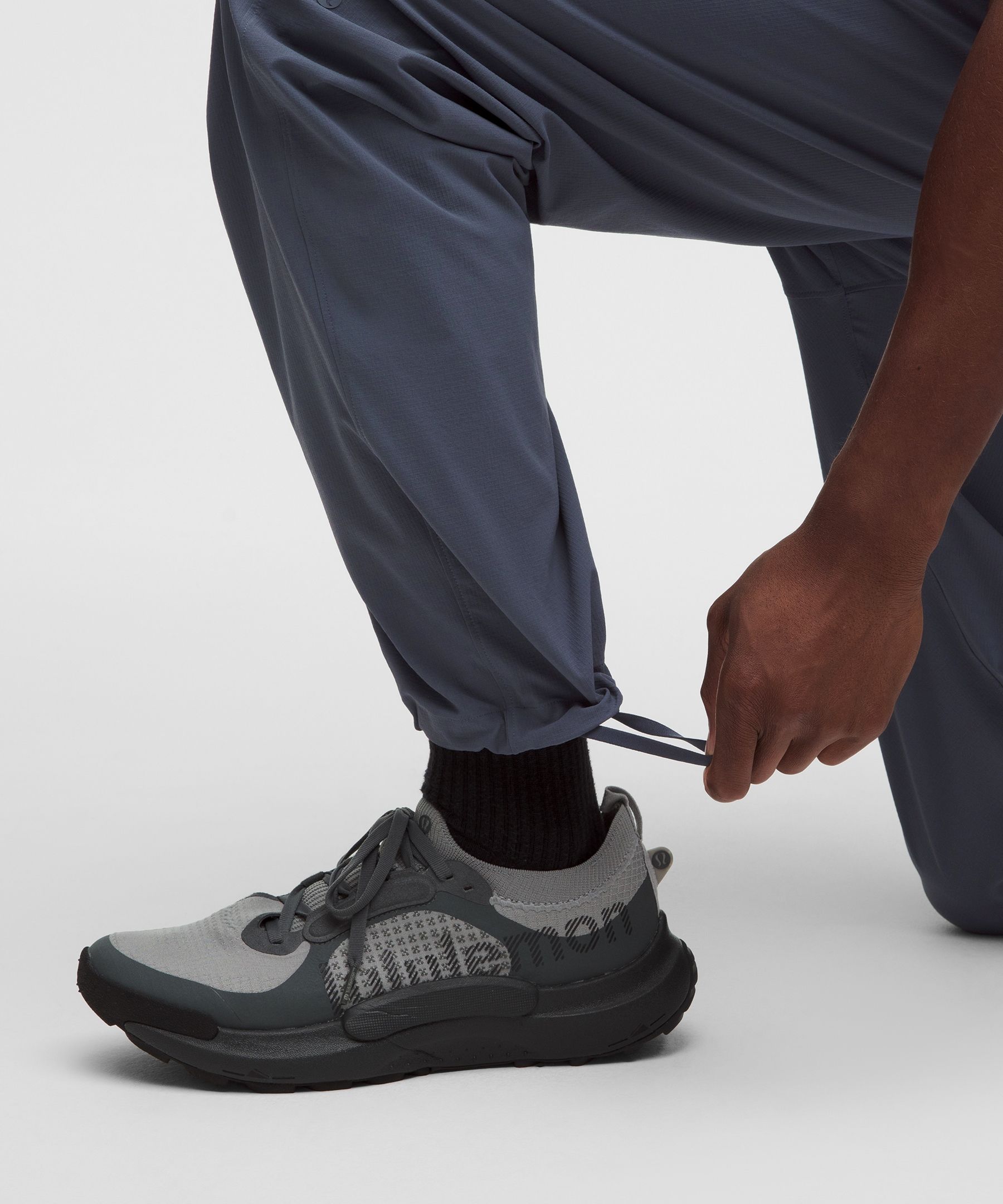 Zero Tucks Ripstop Relaxed-Fit Pant *Regular