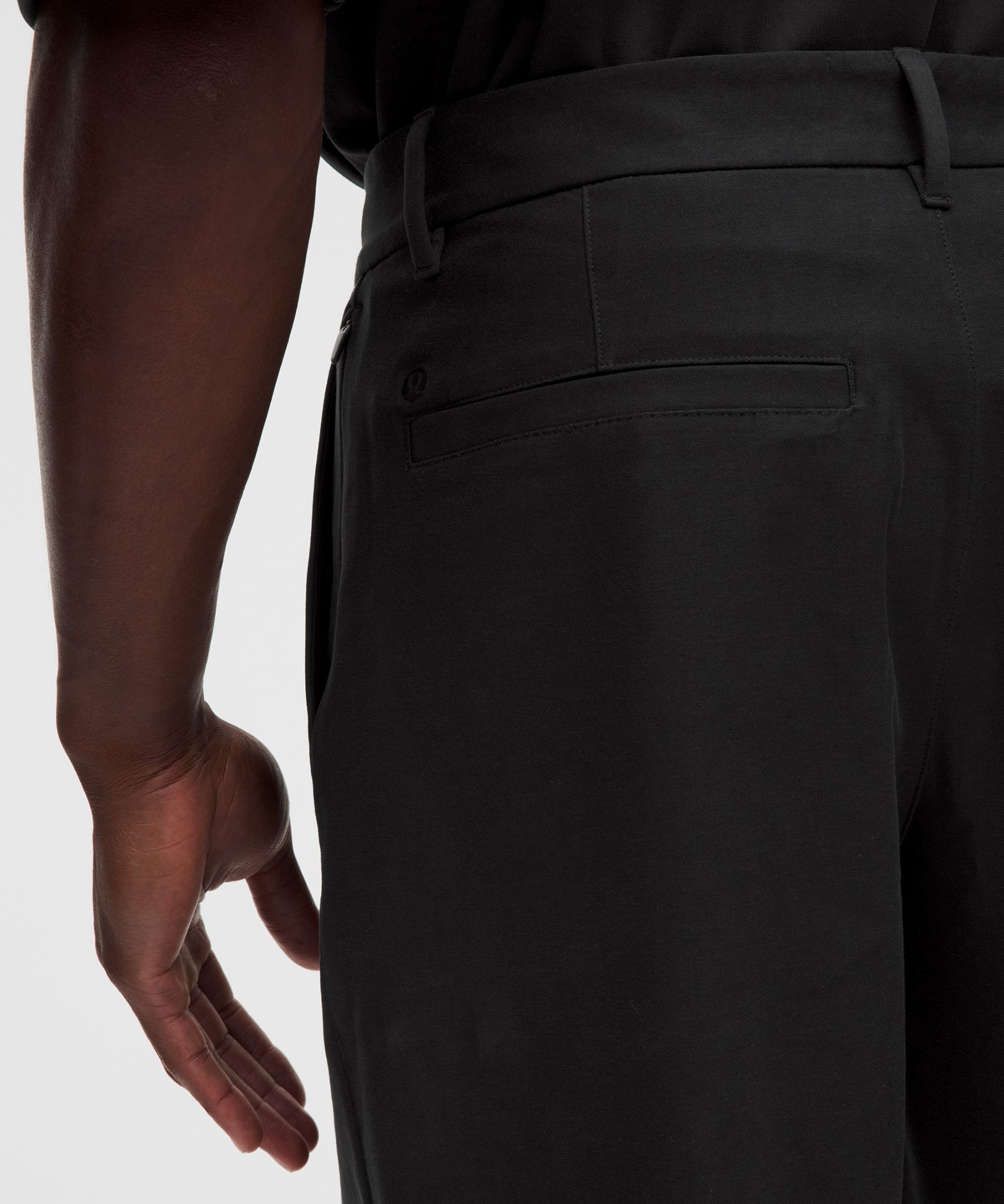 Мужские брюки Lululemon Slacker Loose-Straight Light — фото 7