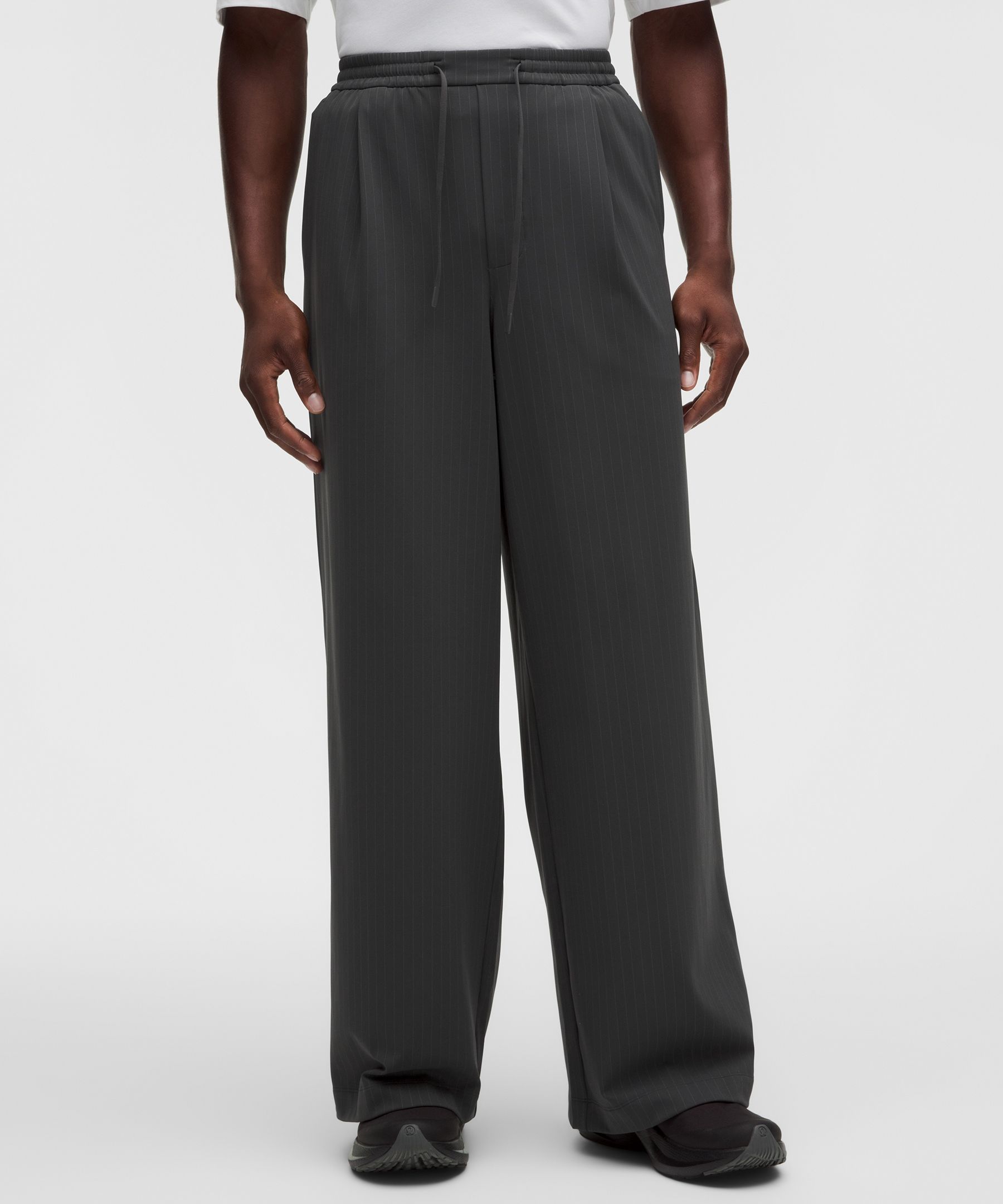Luxtreme Pleated Wide-Leg Pant