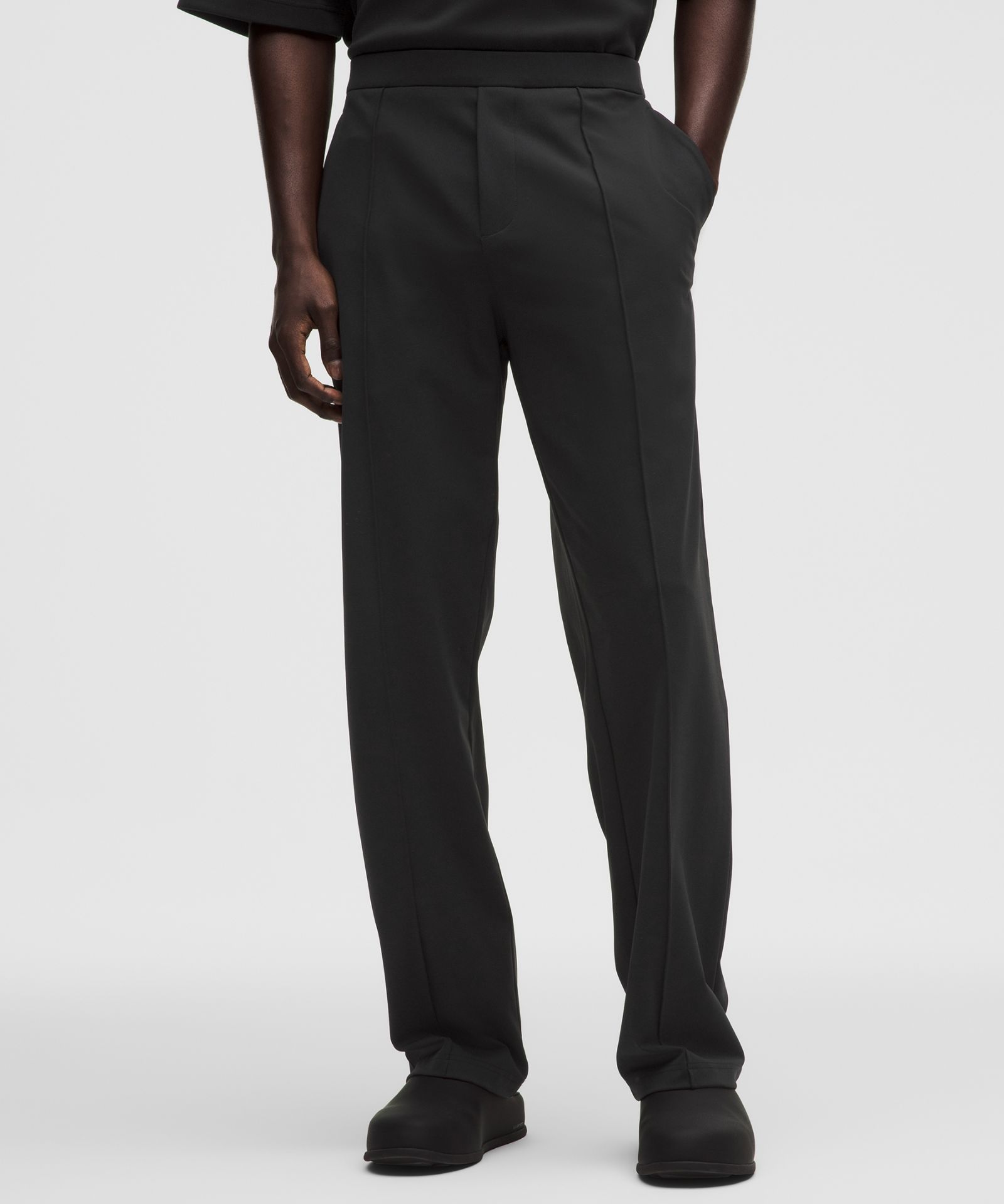 Мужские брюки Lululemon Daydrift Classic-Fit Pintuck — фото 2