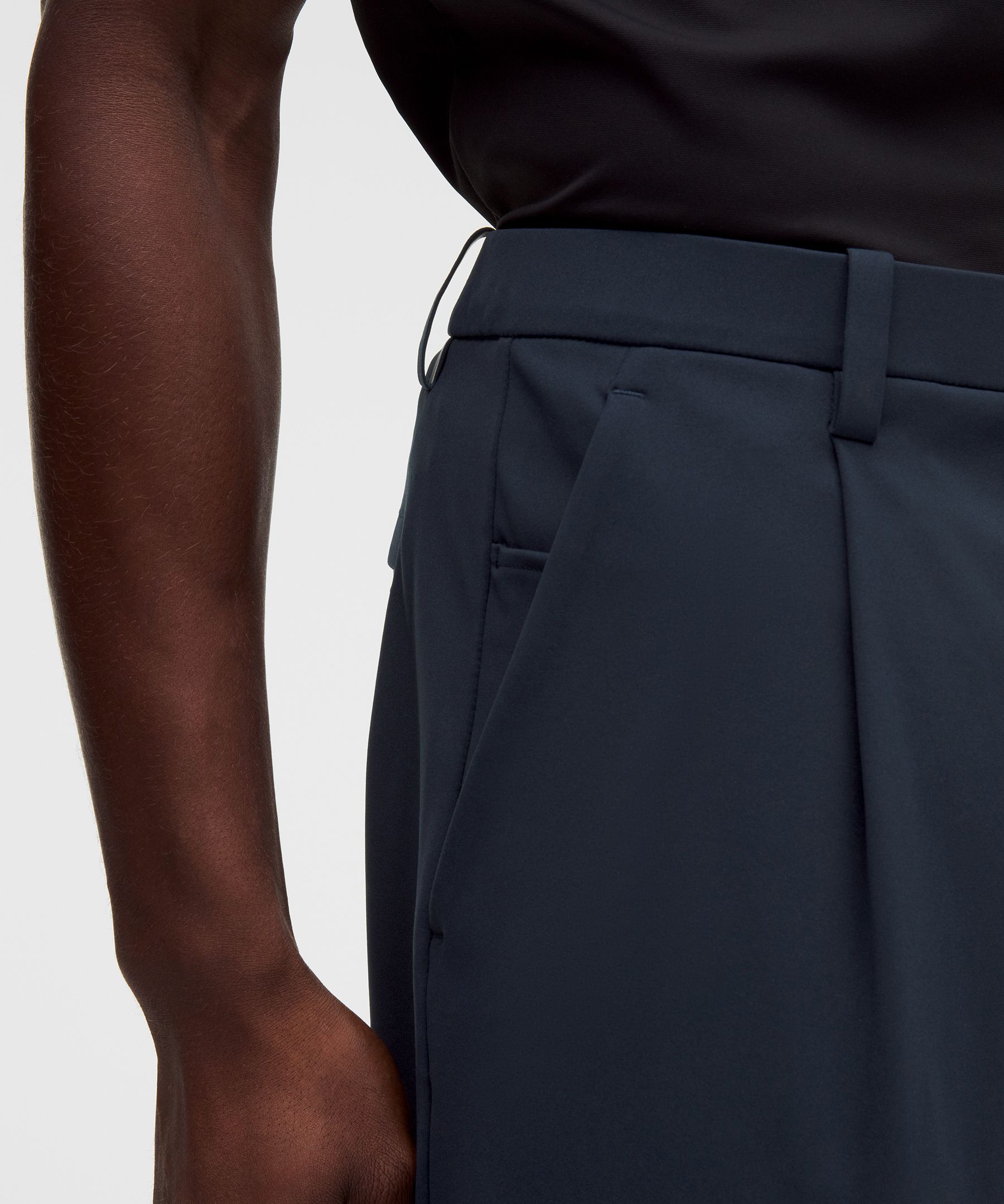 Men's Daydrift Relaxed-Fit Pleated Trouser *Regular