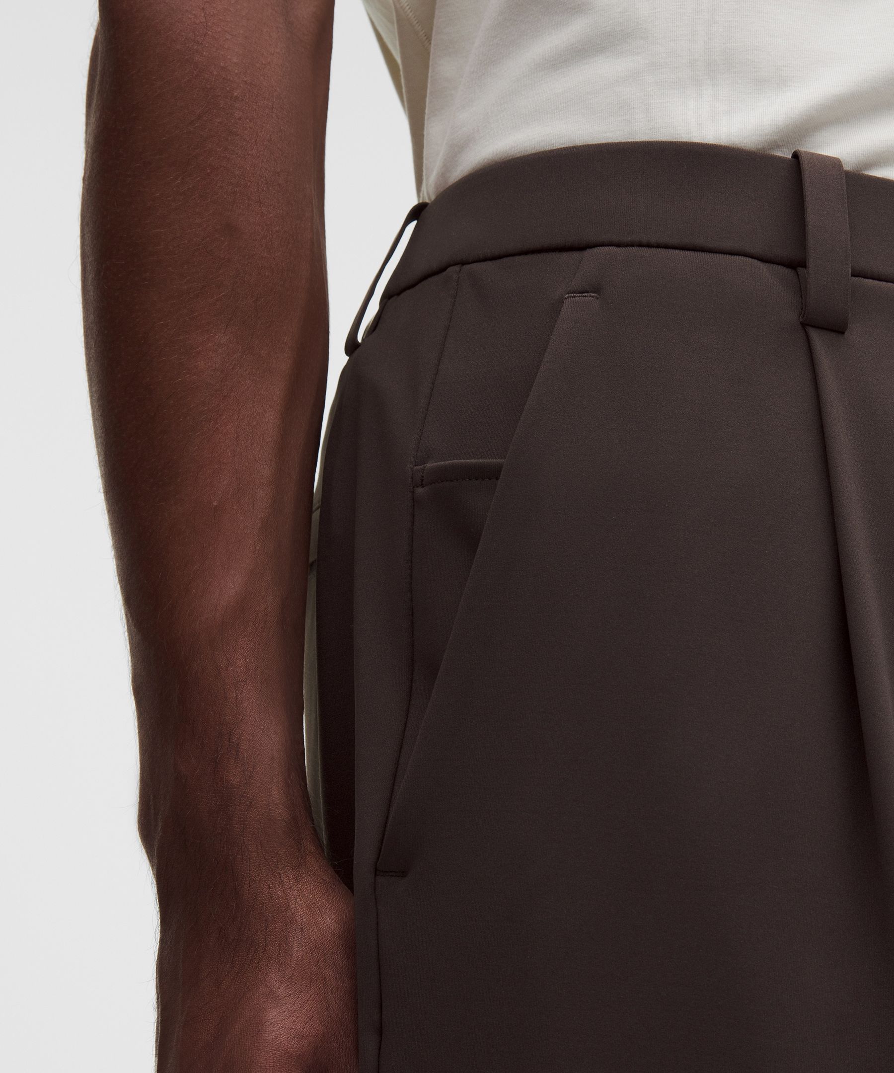 Men's Daydrift Relaxed-Fit Pleated Trouser *Regular