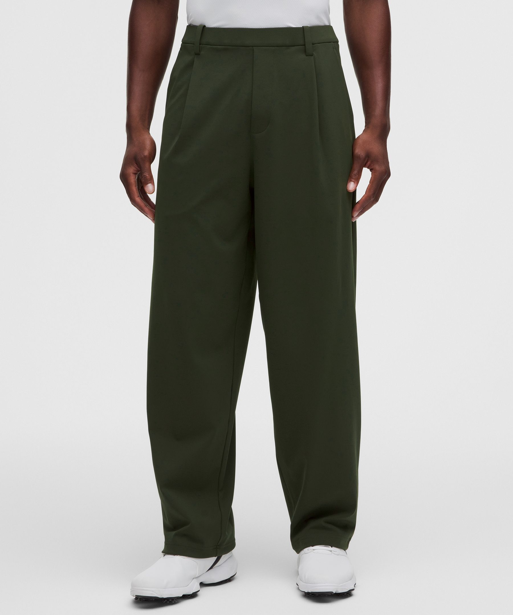 Pantal&oacute;n de vestir Daydrift plisado corte relajado *Regular