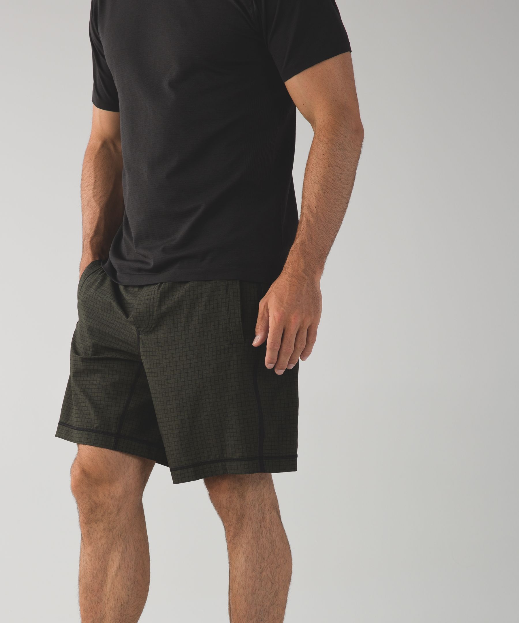 lululemon 9 pace breaker short