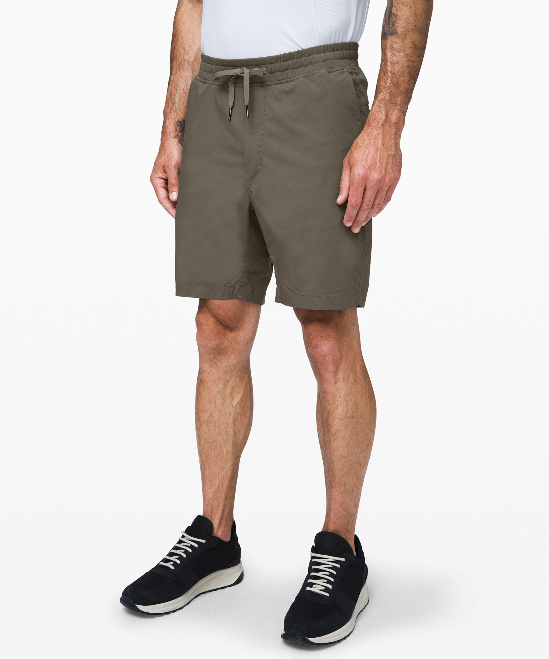 Men's shorts shop 8 inch