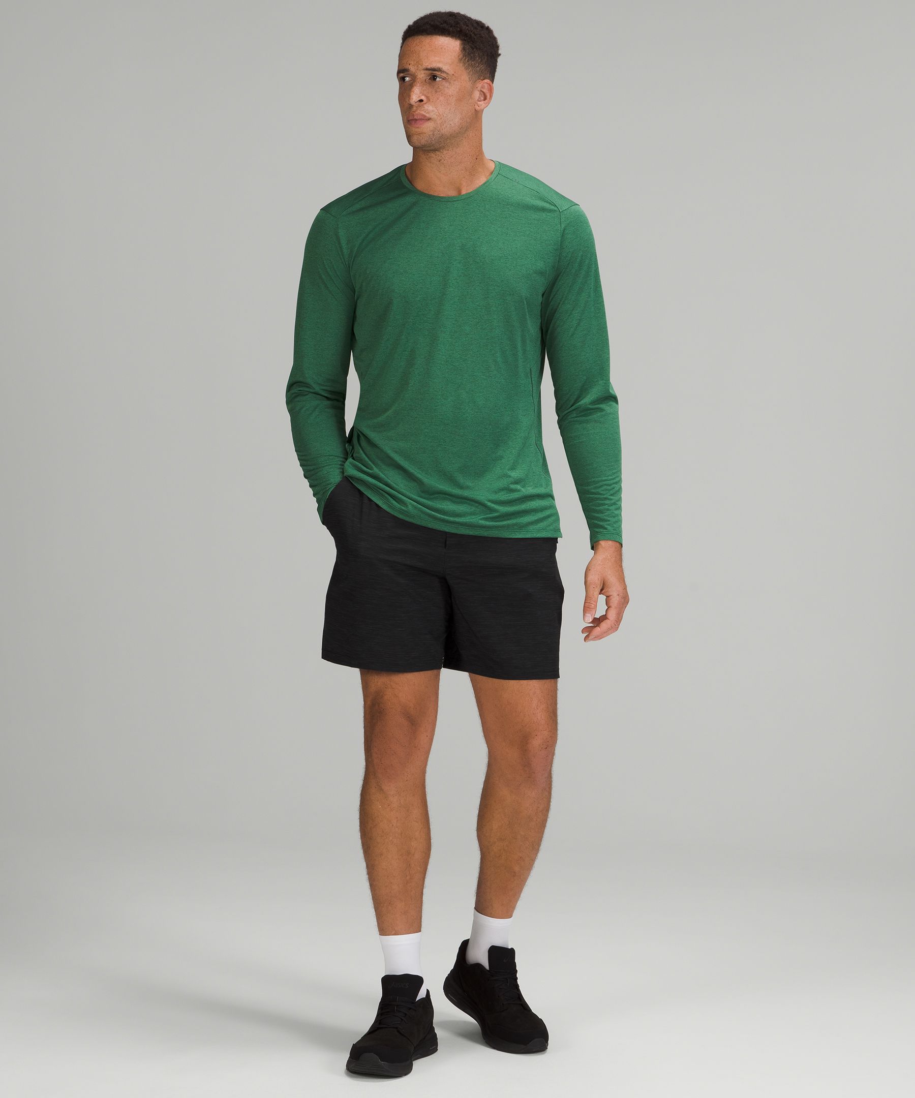 lululemon black mens shorts