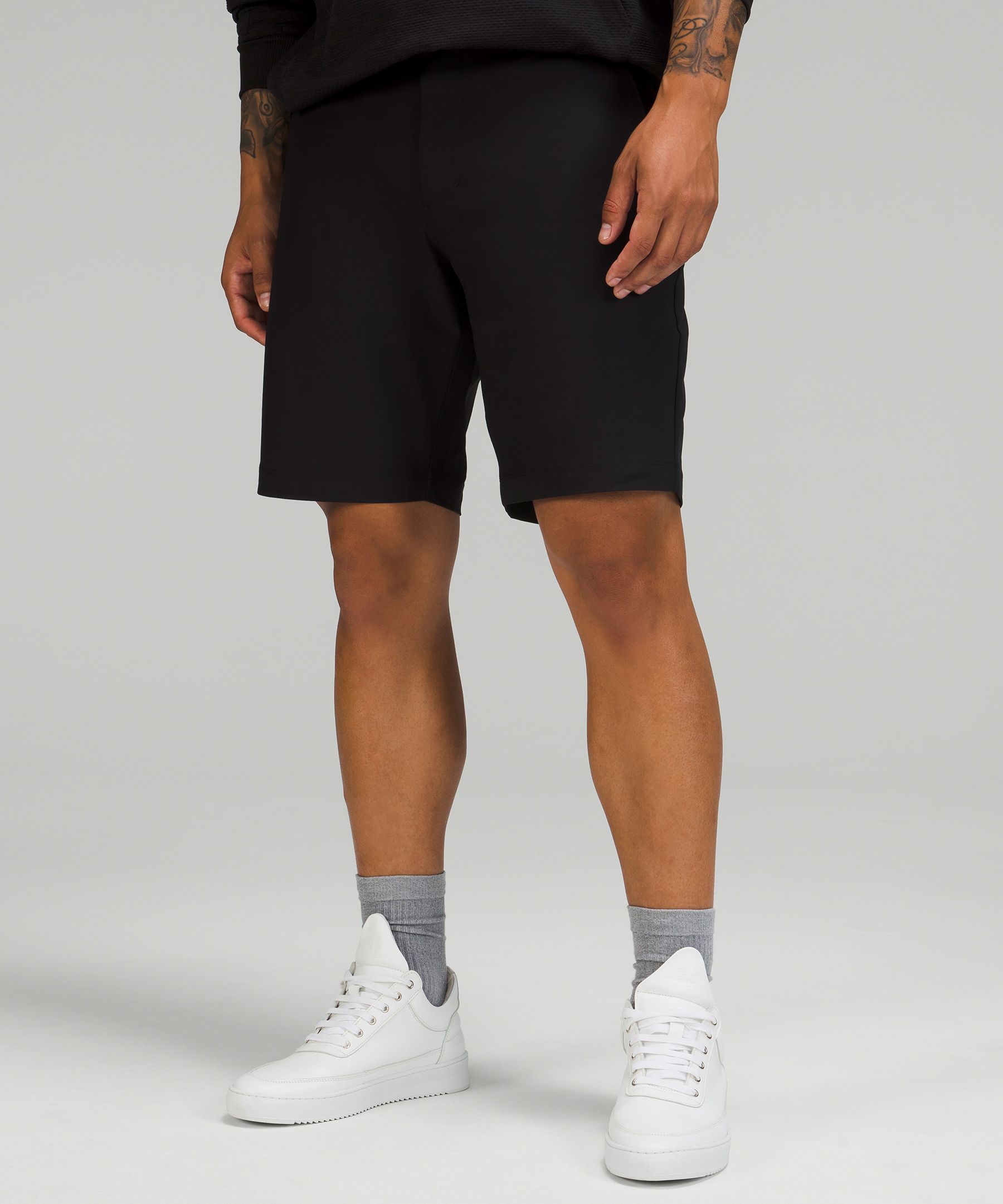 Commission Classic-Fit Short 9" 