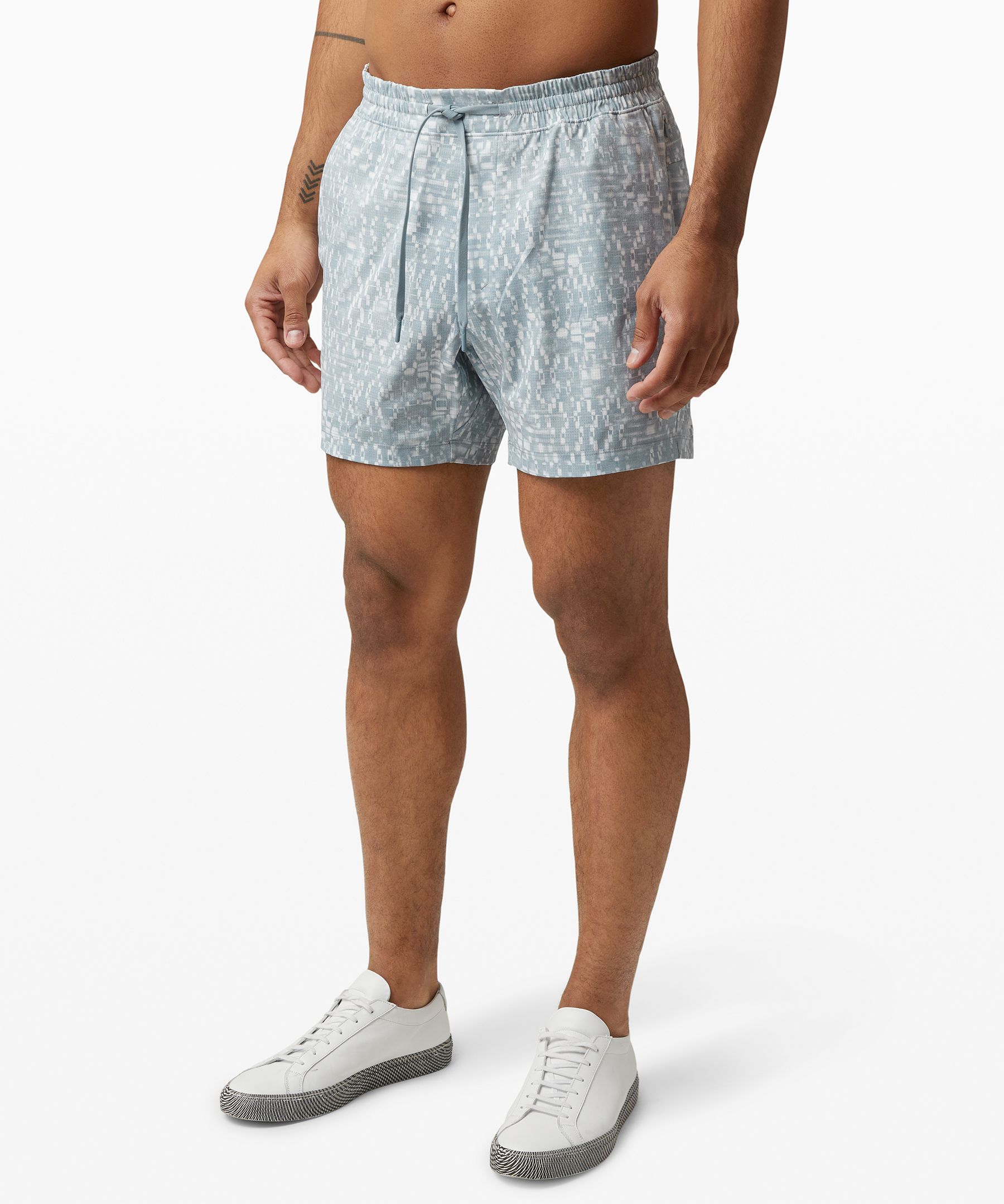 lululemon bowline shorts