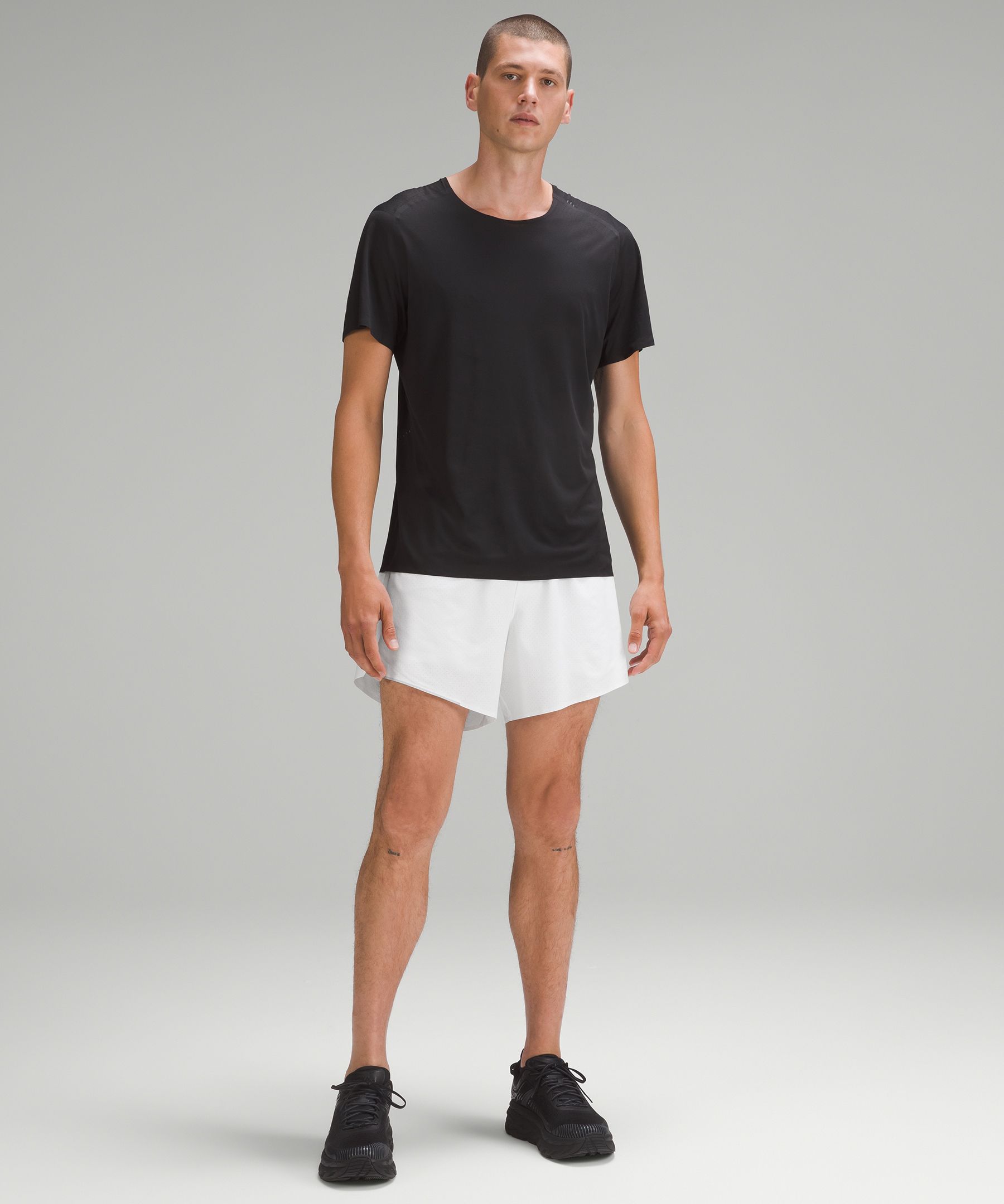 Do Fast and Free 6” shorts stretch out? : r/lululemon