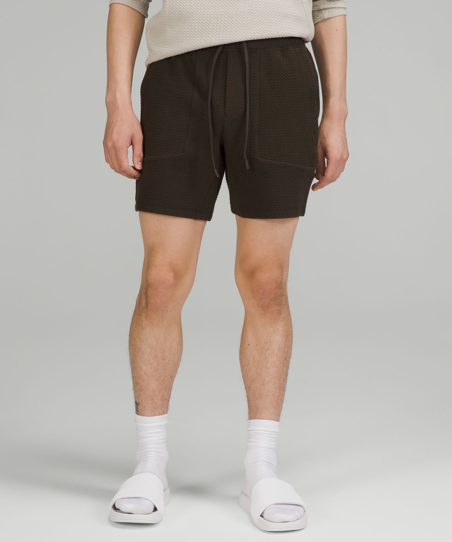 Lululemon At Ease Short 7 In Heathered Smoky Red/black