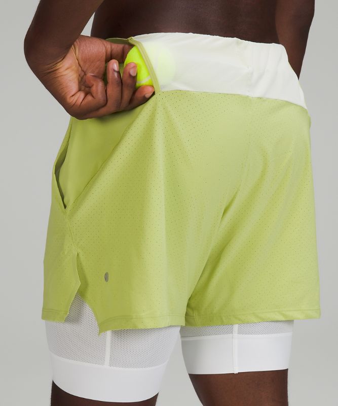 Belüftete Tennis-Shorts *Nur online erhältlich