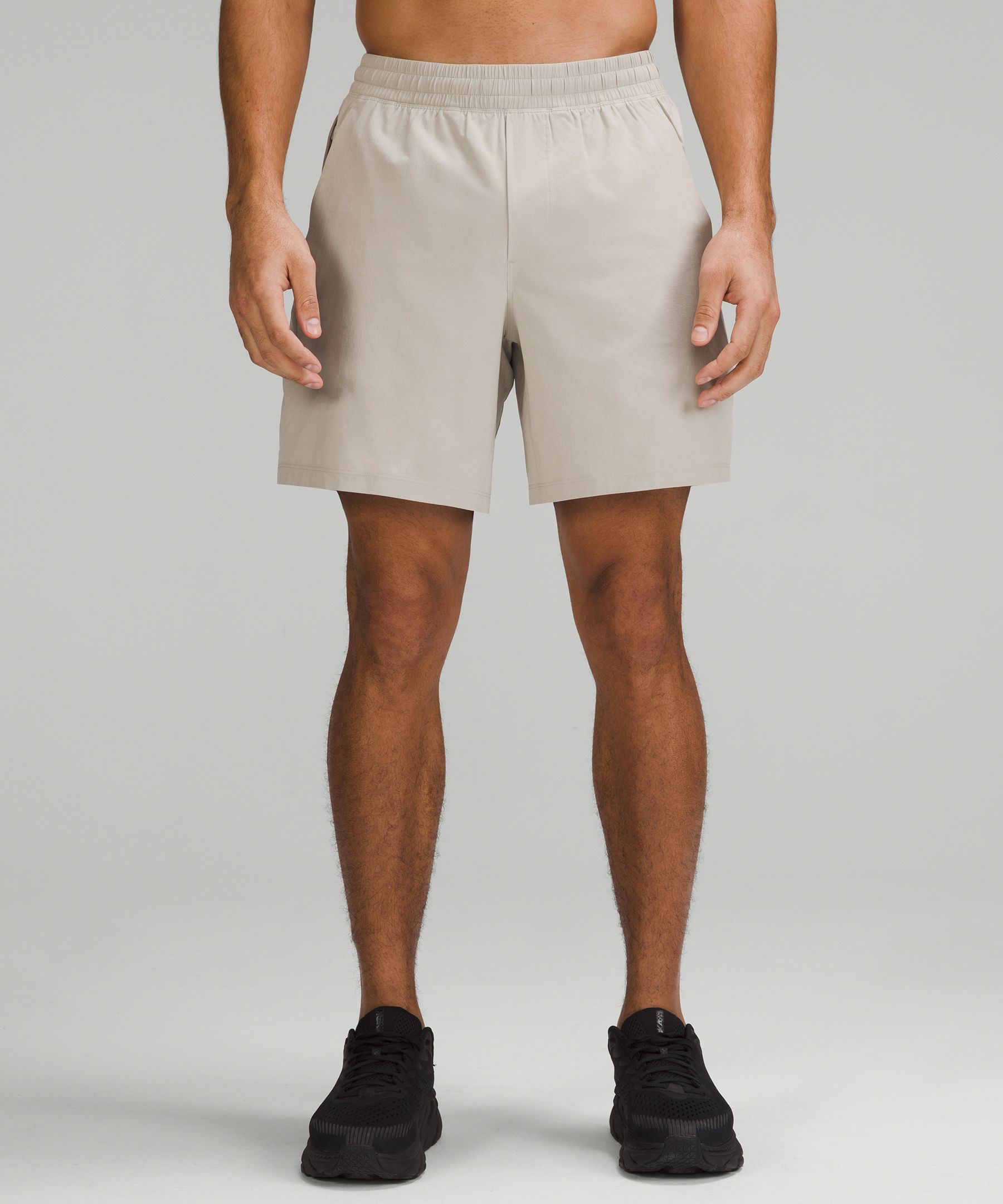 PACE Breaker Short - BLK (S) : : Clothing, Shoes & Accessories