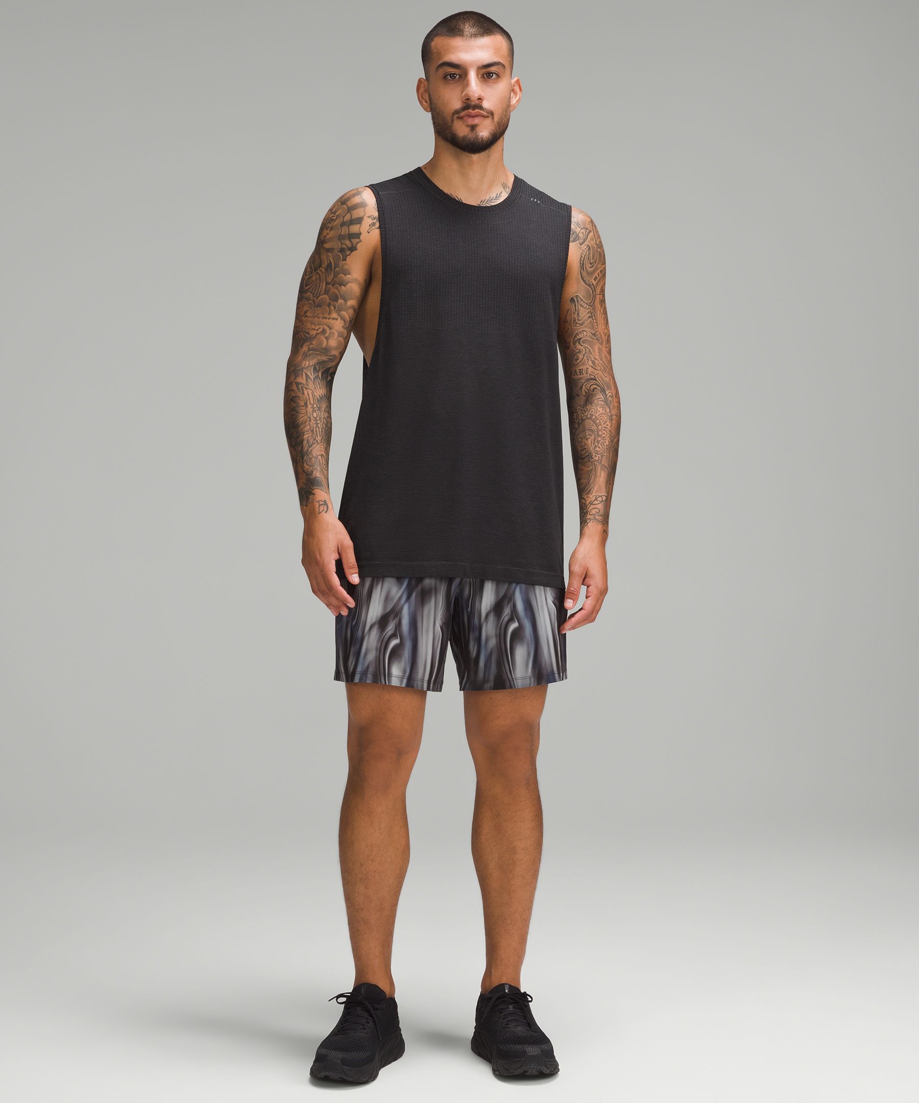 lululemon // CorePower Men's Pace Breaker Short 7 *Lined