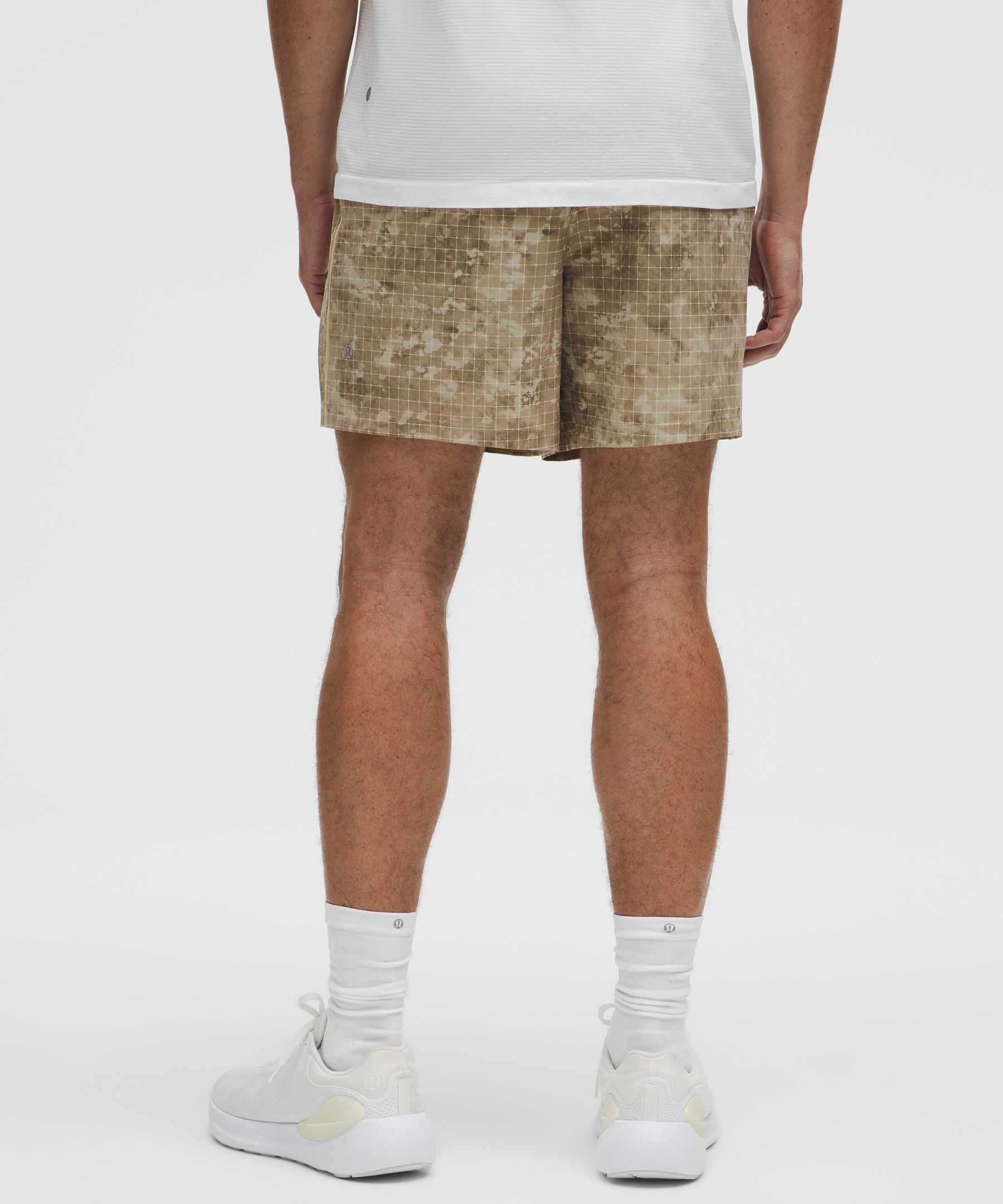 LULULEMON PACE BREAKER LINERLESS SHORTS 7"