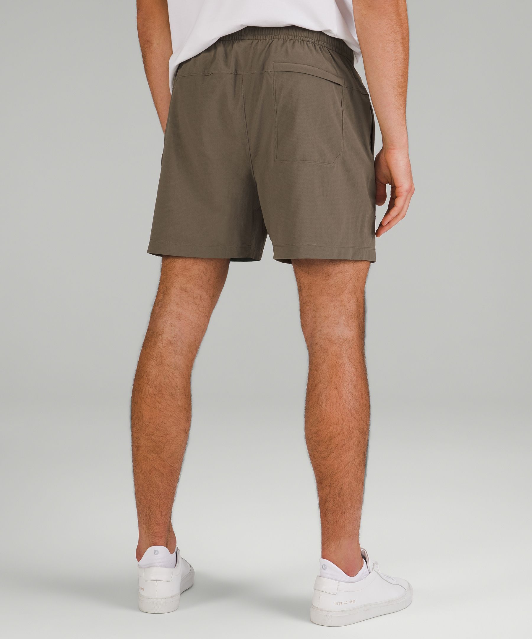 Lululemon mens dress sales shorts