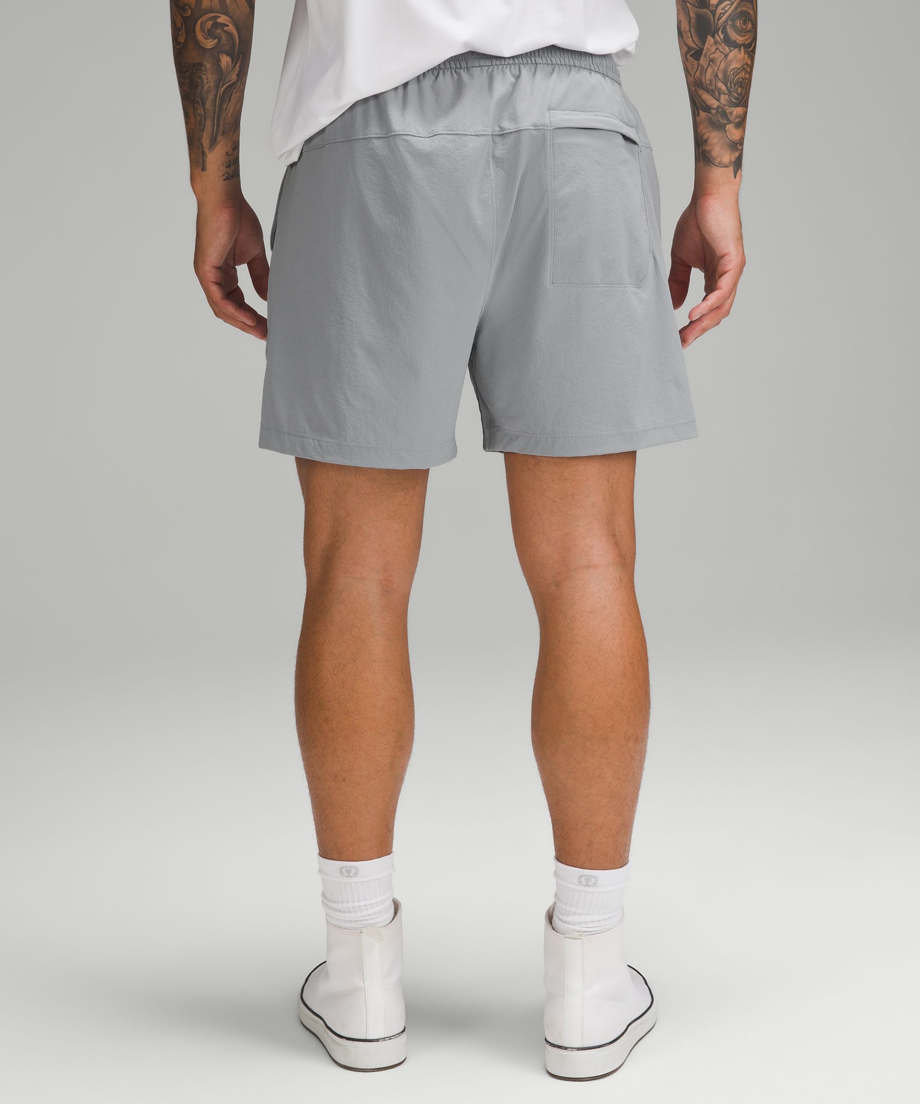 LULULEMON BLK BOWLINE 5 SHORT – Barry's Shop