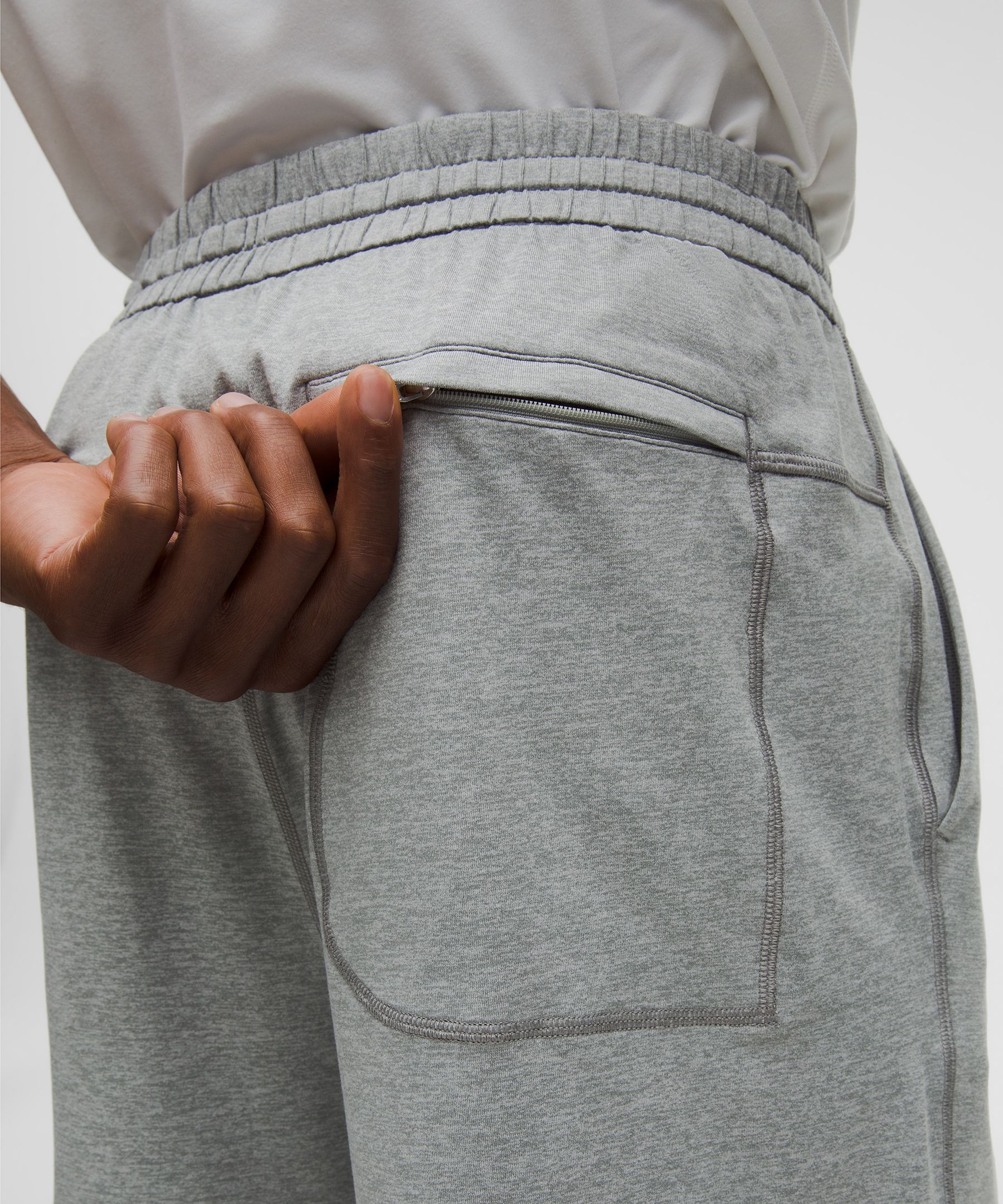 Lululemon グレー ショーツ ウエストゴム Soft Jersey ショーツ 股下5インチ | ショートパンツ | Lululemon JP