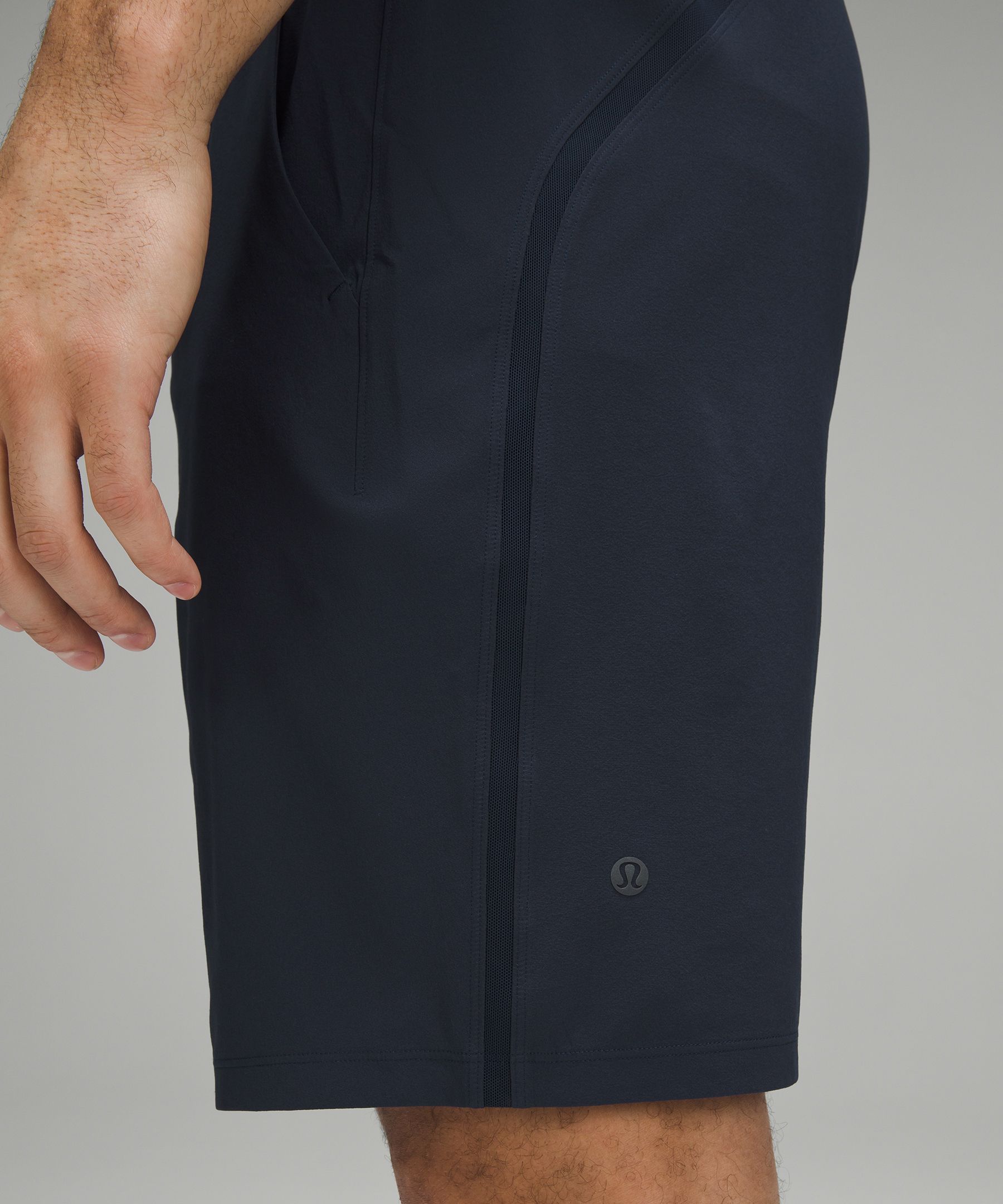 Pace Breaker Linerless Short 9" | Men's Shorts