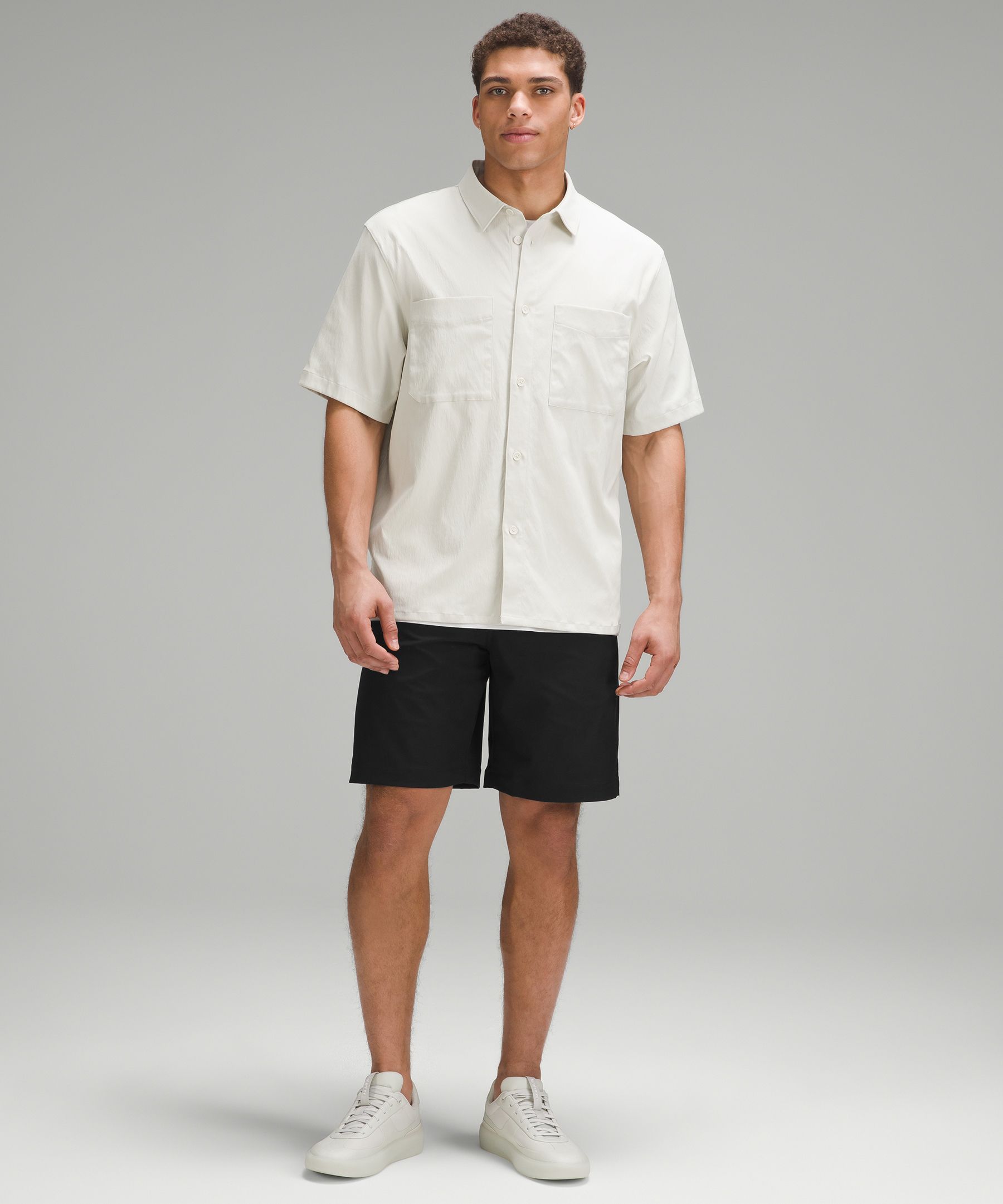 Relaxed-Fit Smooth Twill Short 9" | Men's Shorts