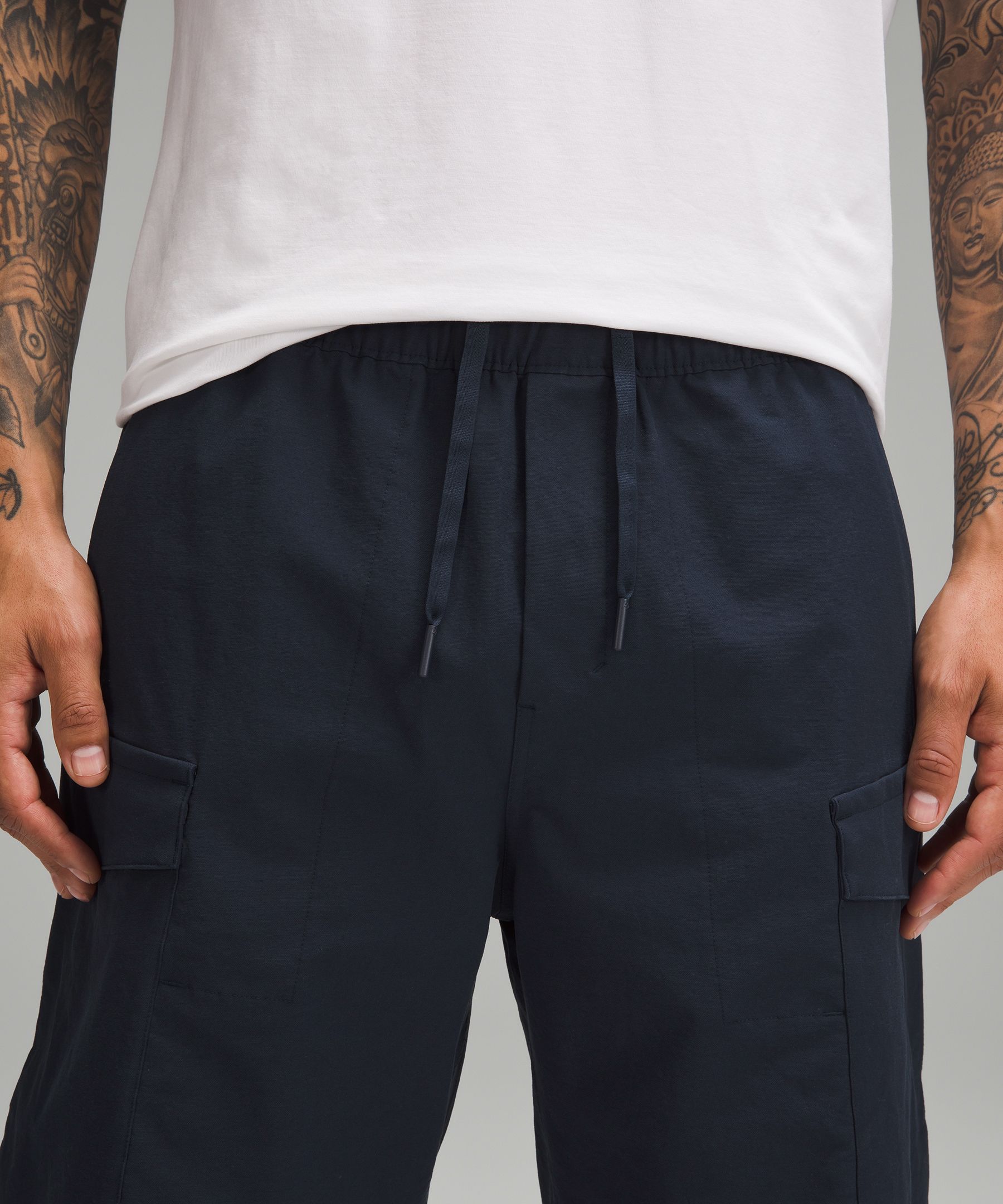 Stretch Cotton VersaTwill Cargo Pocket Short 10" | Men's Shorts