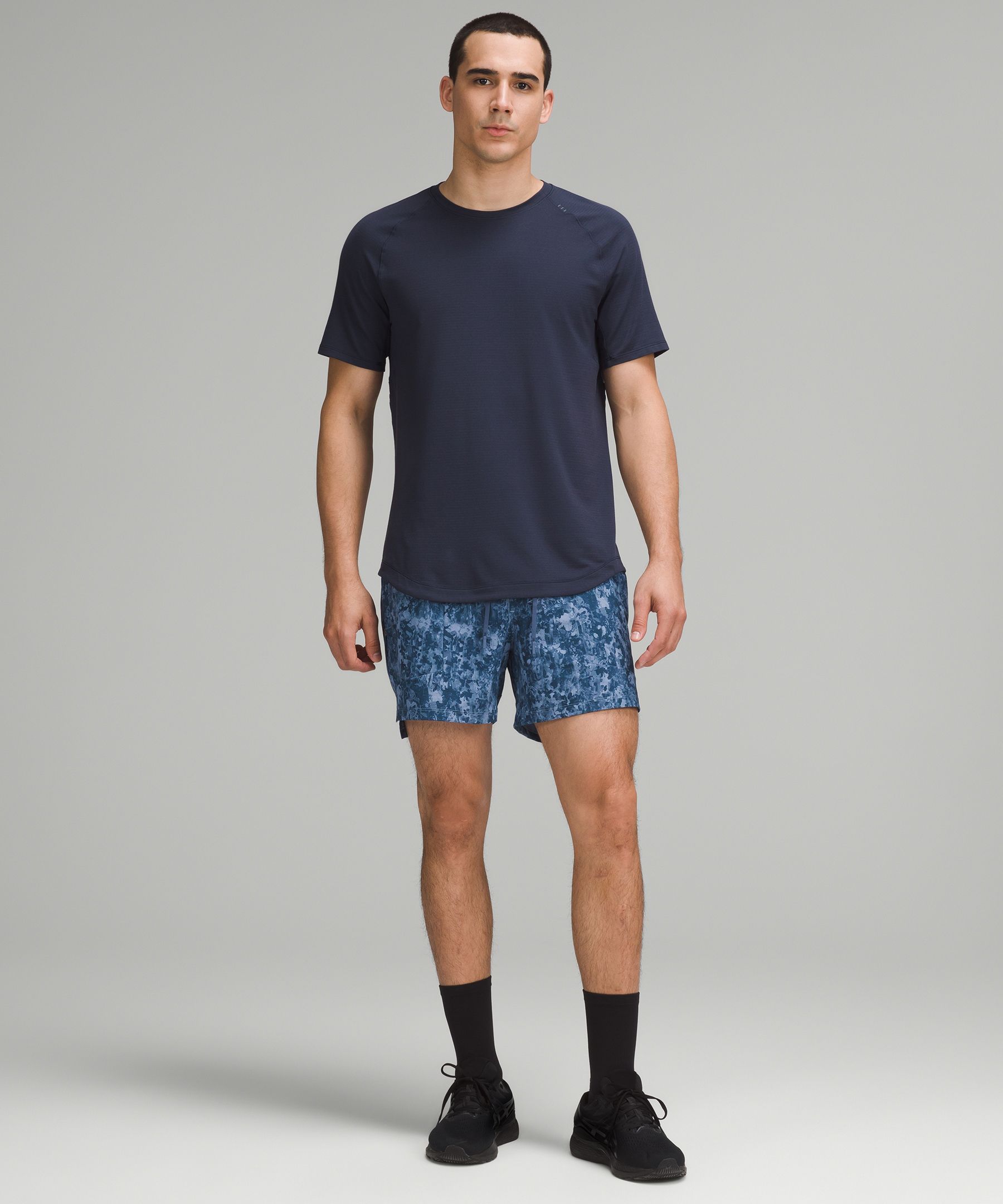 License to Train Linerless Short 5 Men s Shorts lululemon