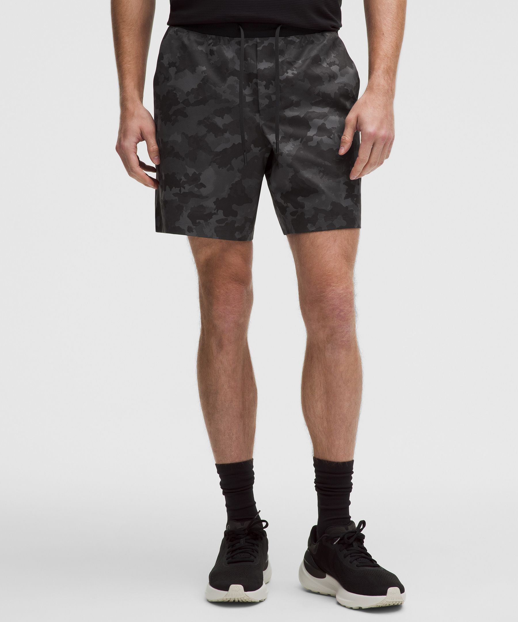 neronoir　lululemon Zeroed In Linerless Short 7