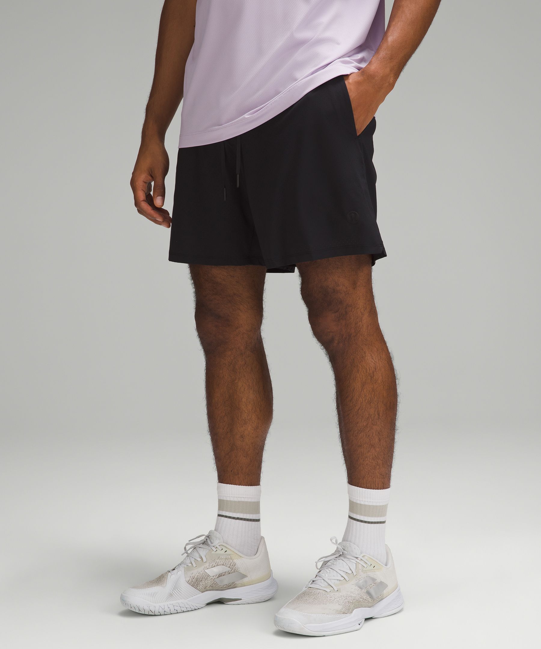 Vented Tennis Short 6" Classic Fit - Black