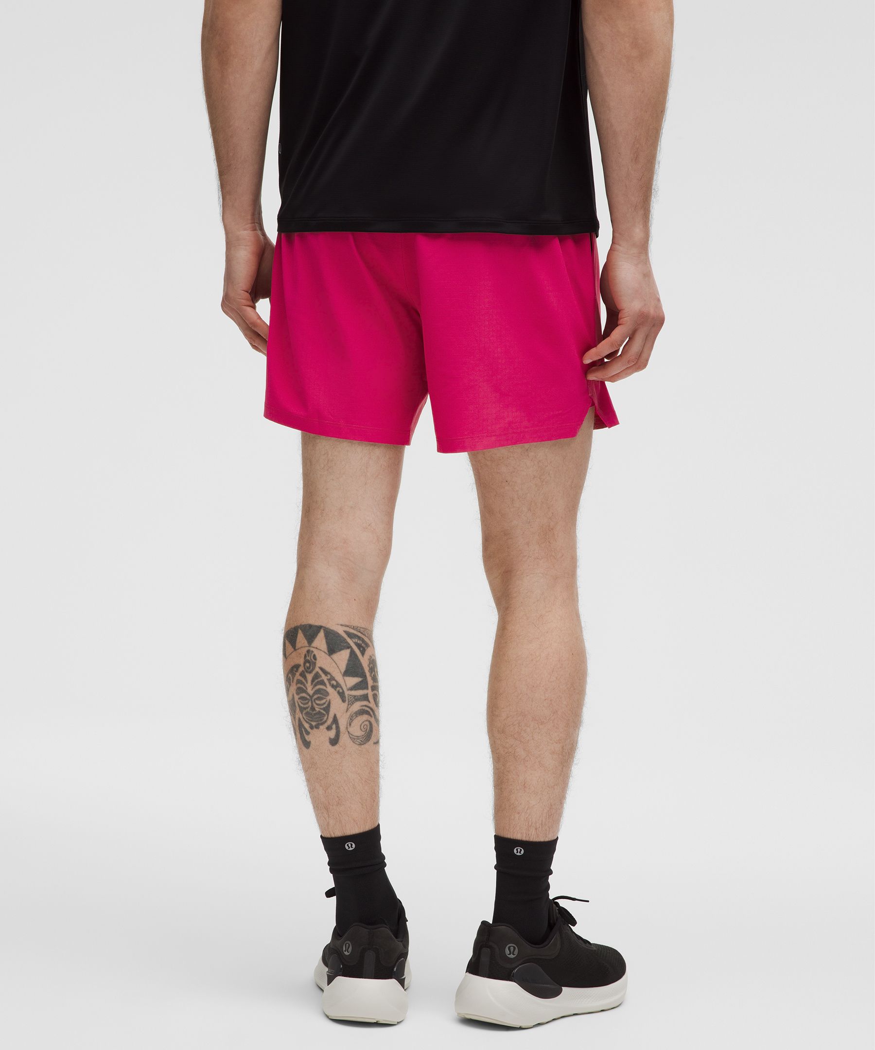 Mile Maker Run Crew Ripstop Lined Short 6