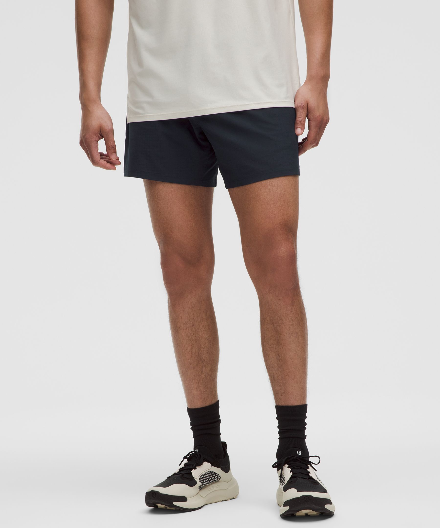 Mile Maker Ripstop Linerless Short 6"