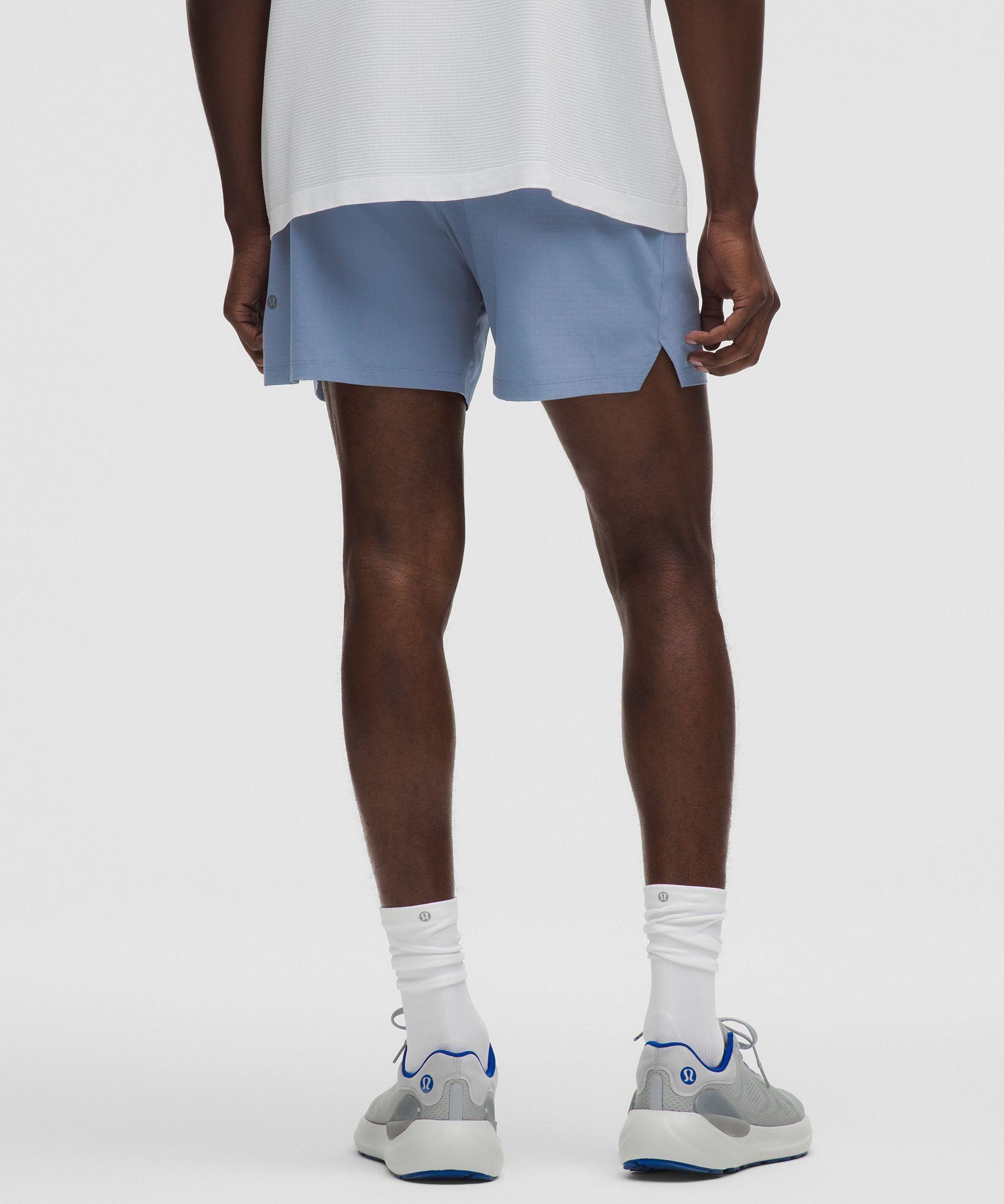 Mile Maker Run Crew Ripstop Linerless Short 6" | Men's Shorts