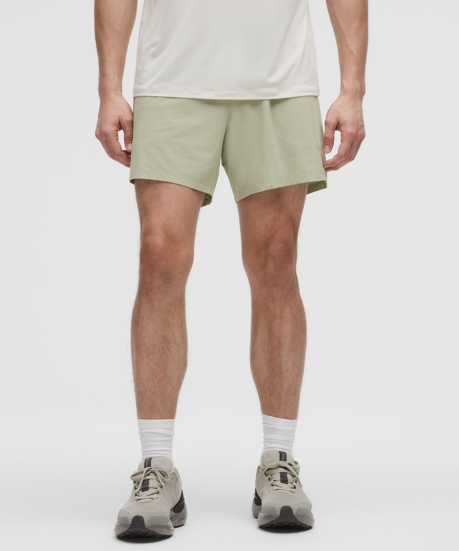 Mile Maker Run Crew Ripstop Linerless Short 6"