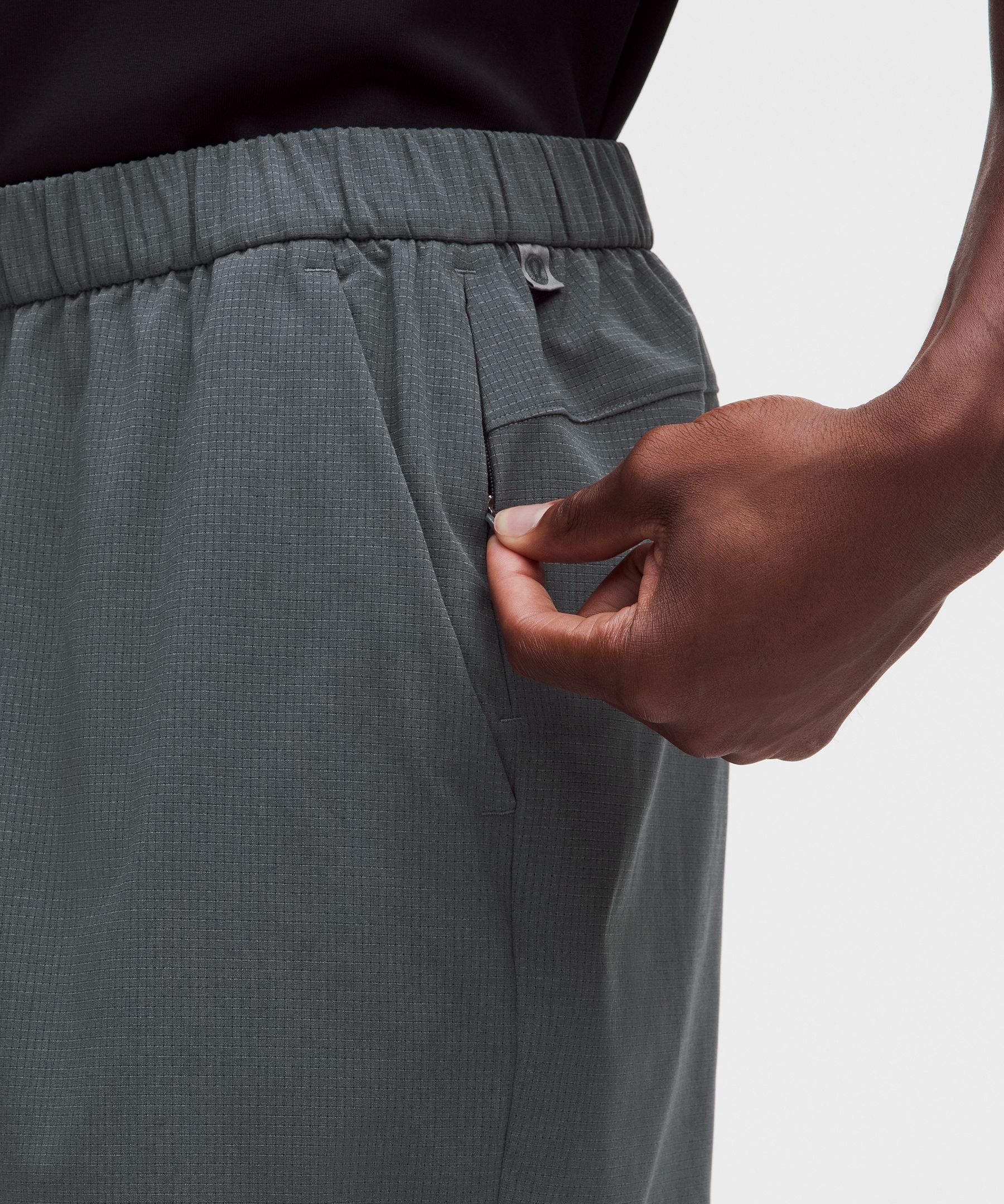 ABC WovenAir Pull-On Short 5"